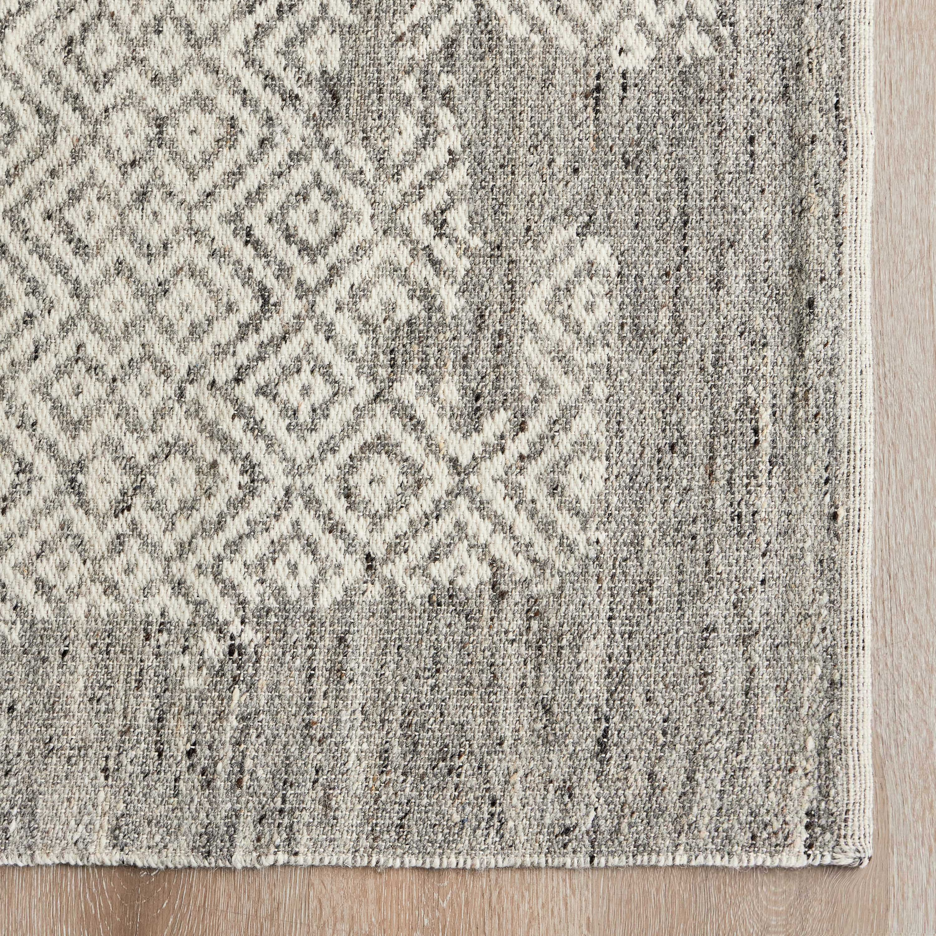 Maurine Woollen Rug - 120x180 cm-household-rugsandcarpets-rugs-image-3
