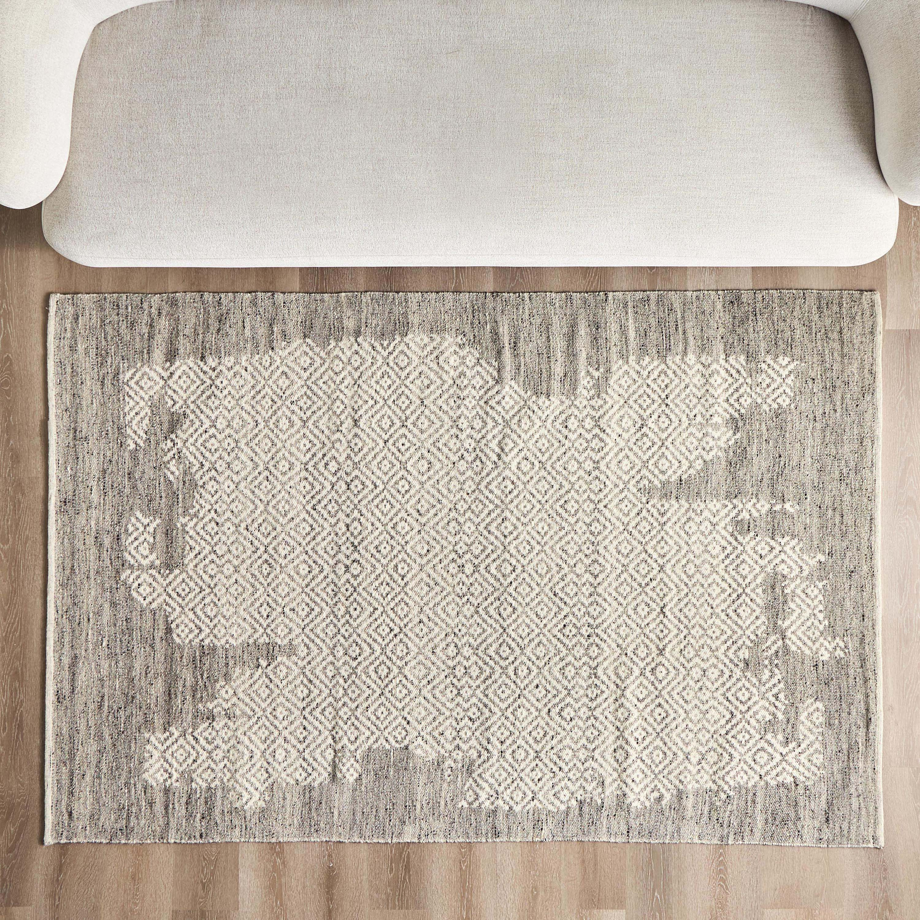 Maurine Woollen Rug - 160x230 cm-household-rugsandcarpets-rugs-image-2