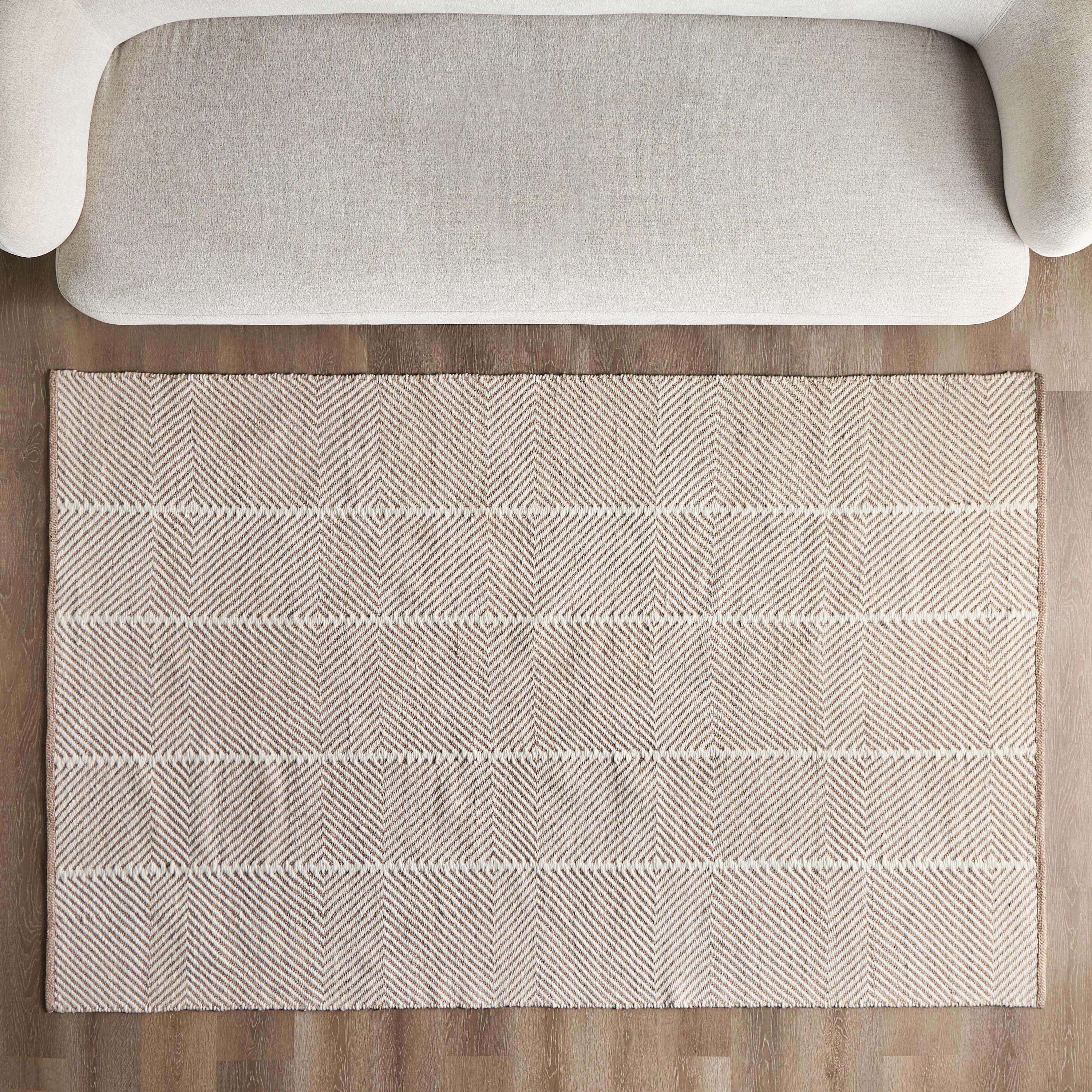 Leona Handmade Rug - 160x230 cm-household-rugsandcarpets-rugs-image-2
