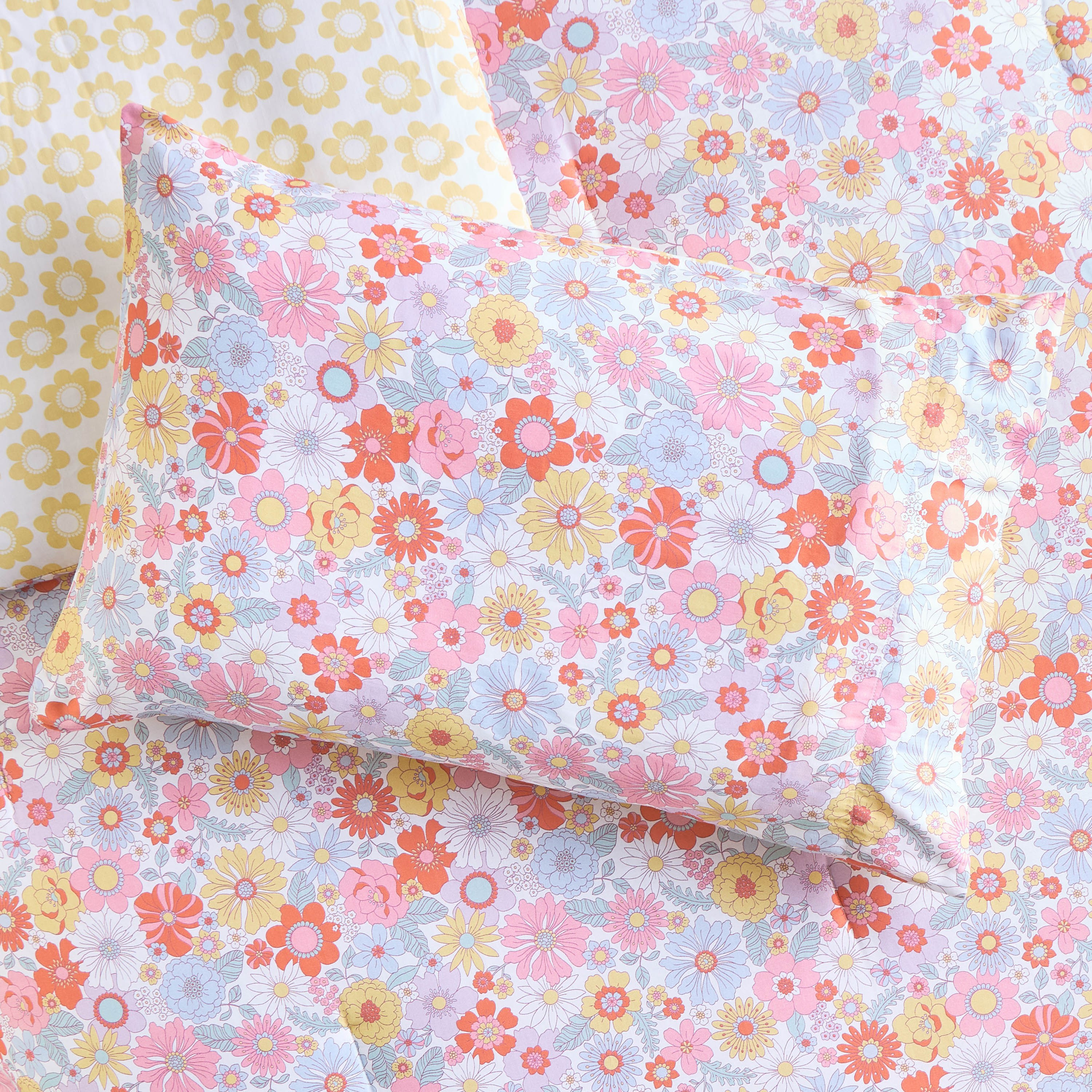 Daisy Blossom Cotton Sateen Printed 2-Piece Single Comforter Set - 135x220 cm-babyandkids-beddingandwindows-bedding-comforters-image-3