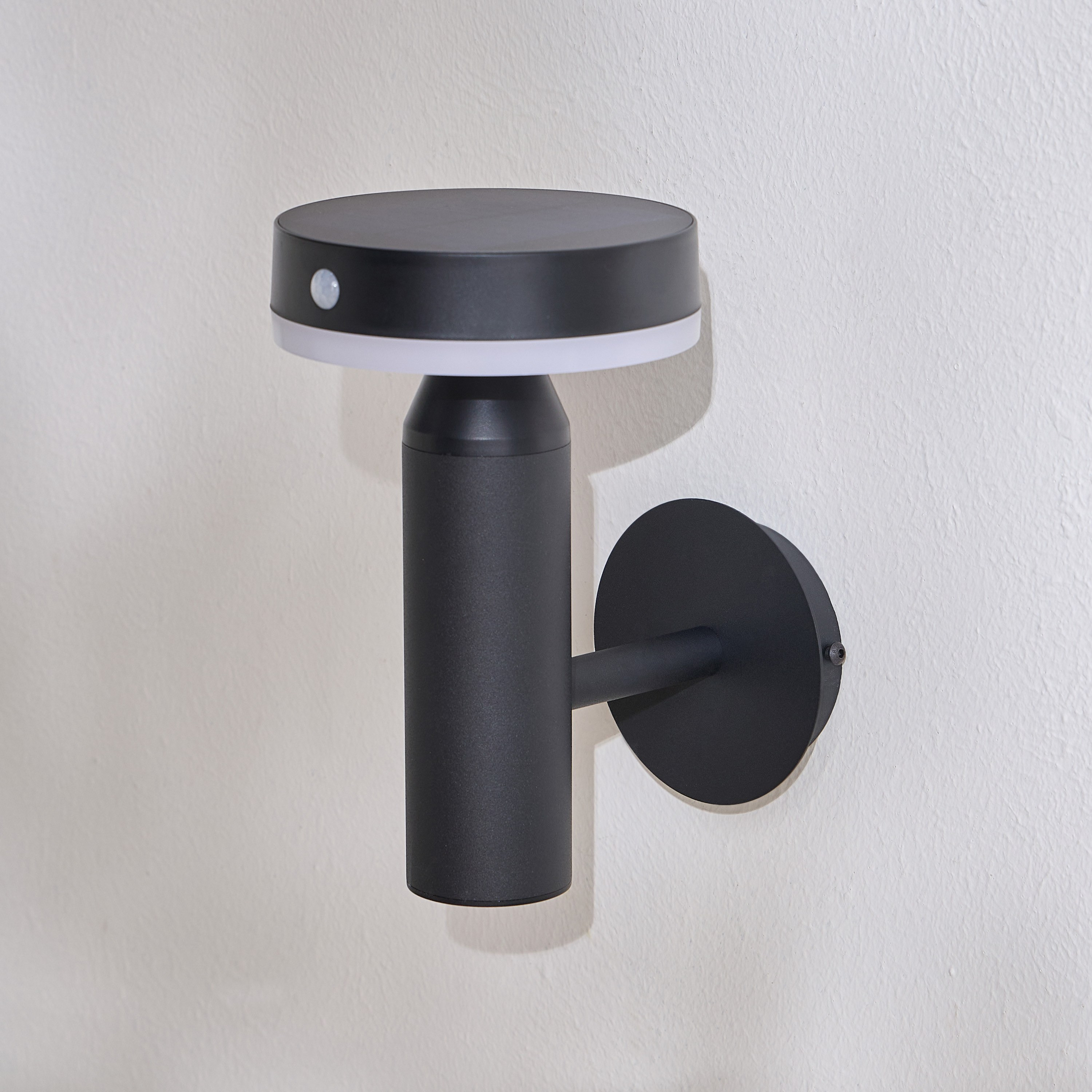 Bellhop Solar/USB Rechargeable Motion Sensor Wall Lamp - 20.7 cm