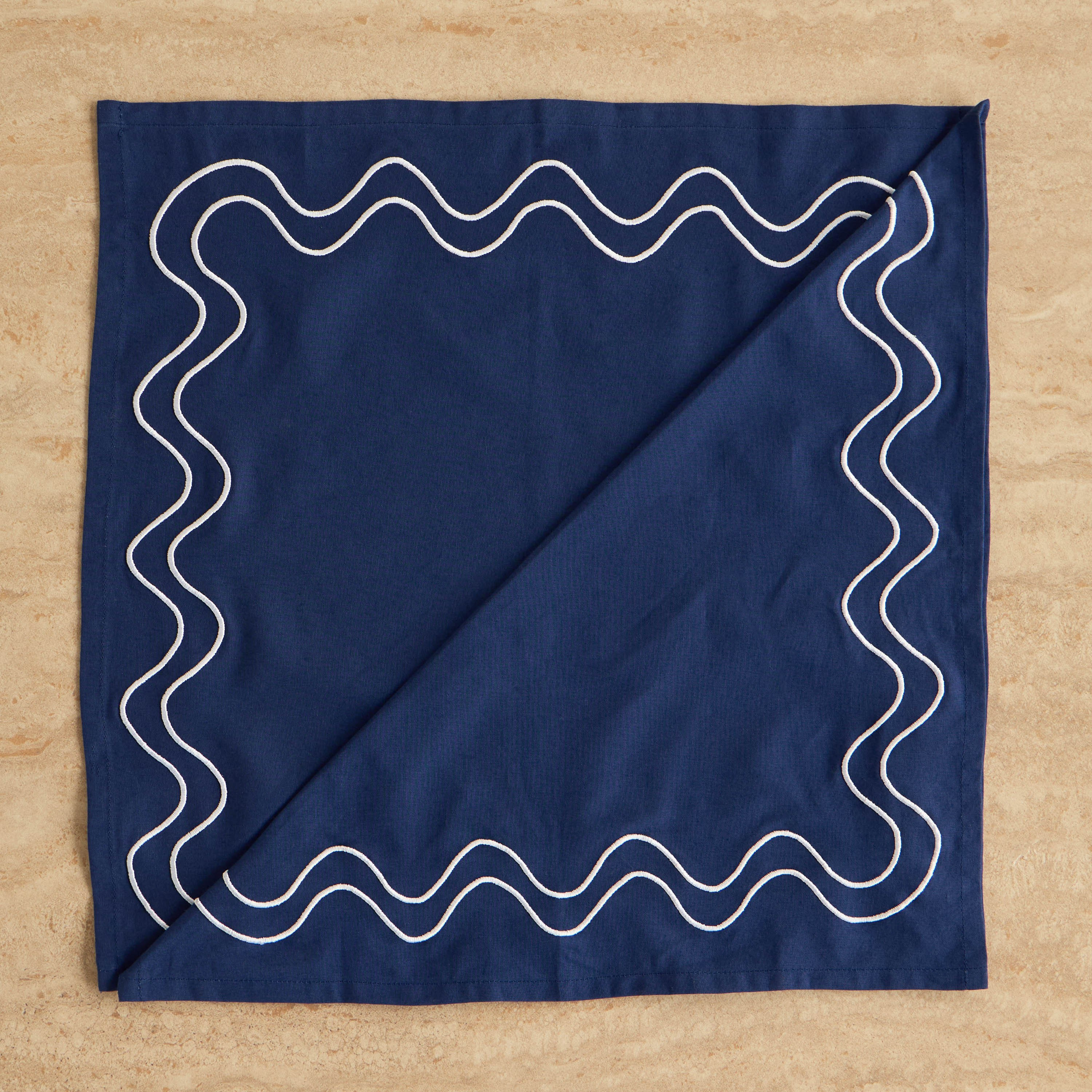 Amico 4-Piece Napkin Set - 45x45 cm-household-dining-tablelinen-napkinsandaccessories-image-2