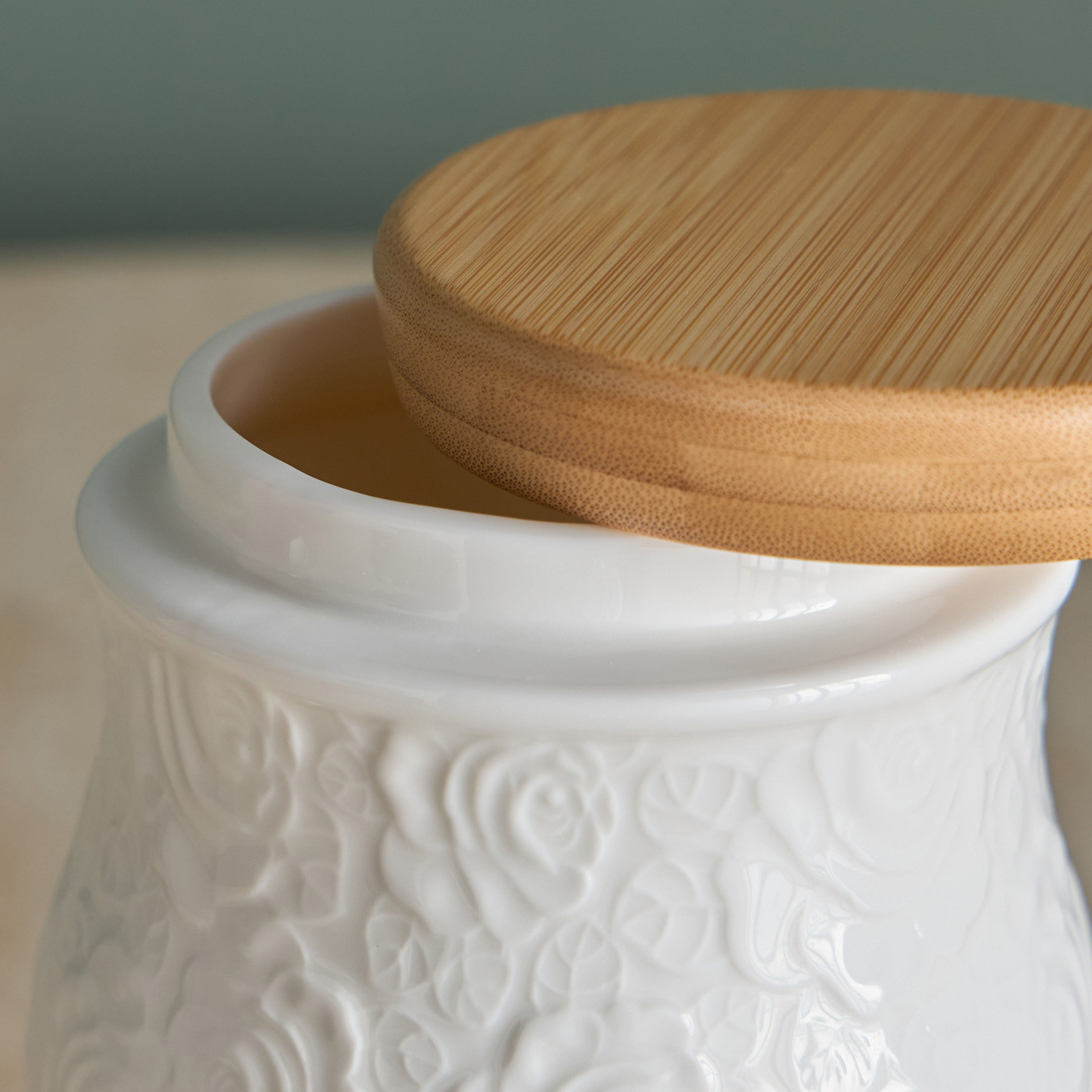 Arras Canister-household-kitchen-foodstorage-canistersandjars-image-3