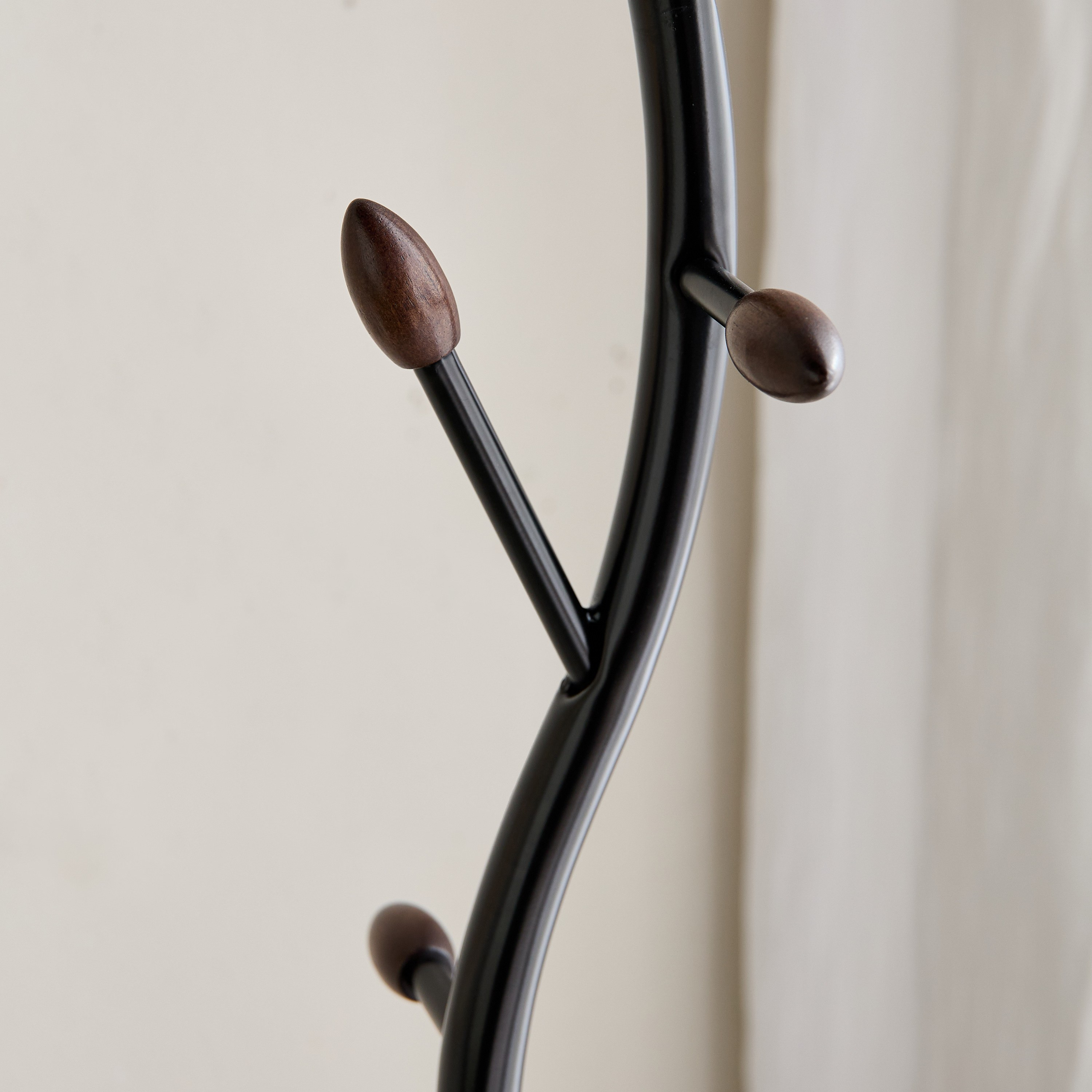 Kelly Tall Hanger-household-storage-storagesolutions-tallhangers-image-2