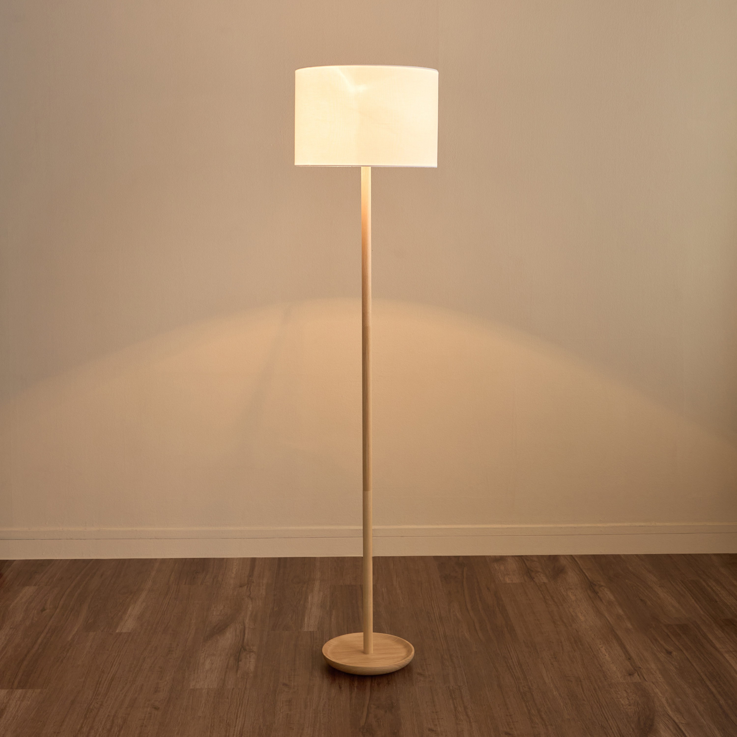 مصباح أرضية خشبي - داستين - 160 سم-household-lighting-floorlamps-image-2