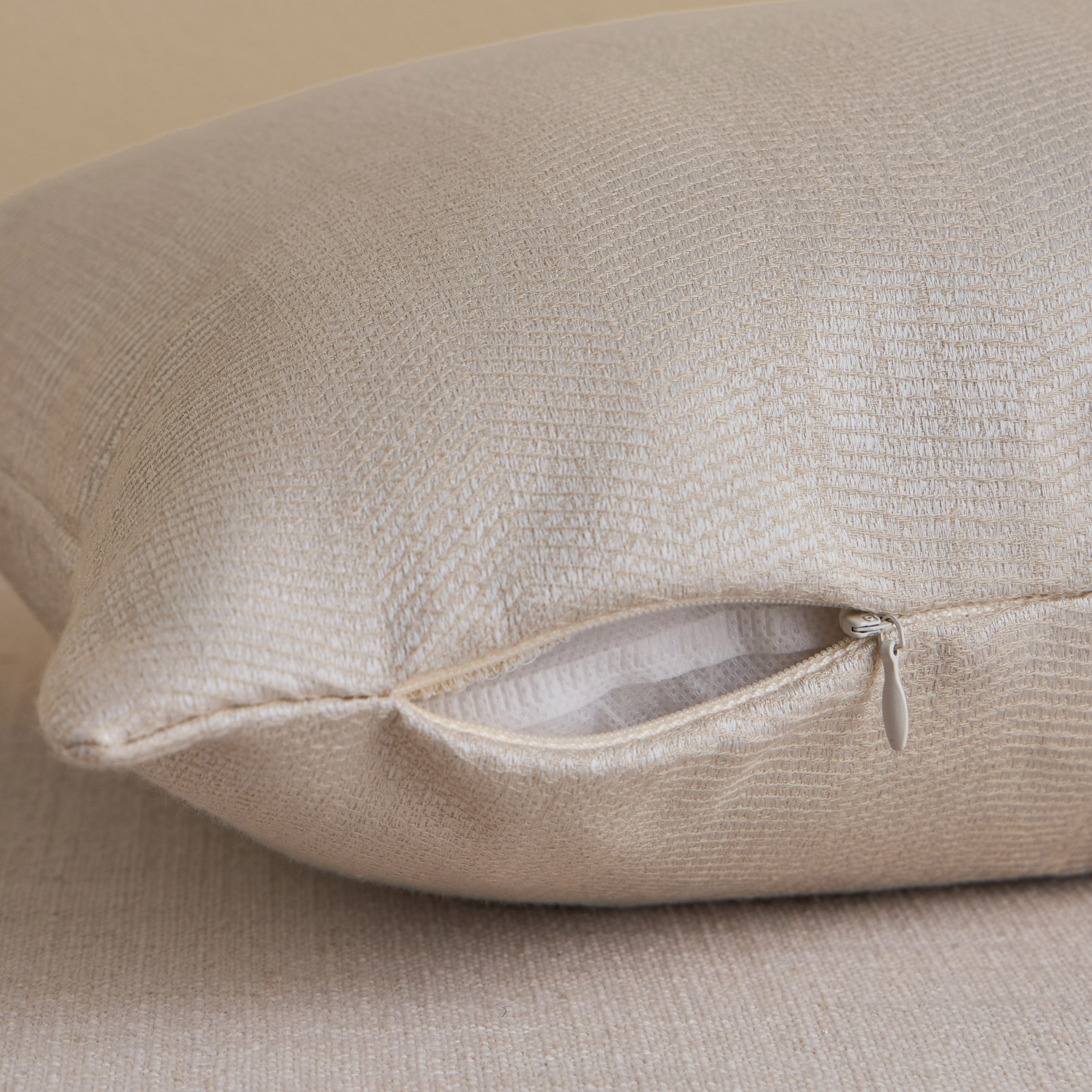وسادة جاكار محشوة - سولينا - 50x30 سم-household-cushionsandthrows-filledcushions-decorativecushions-image-3