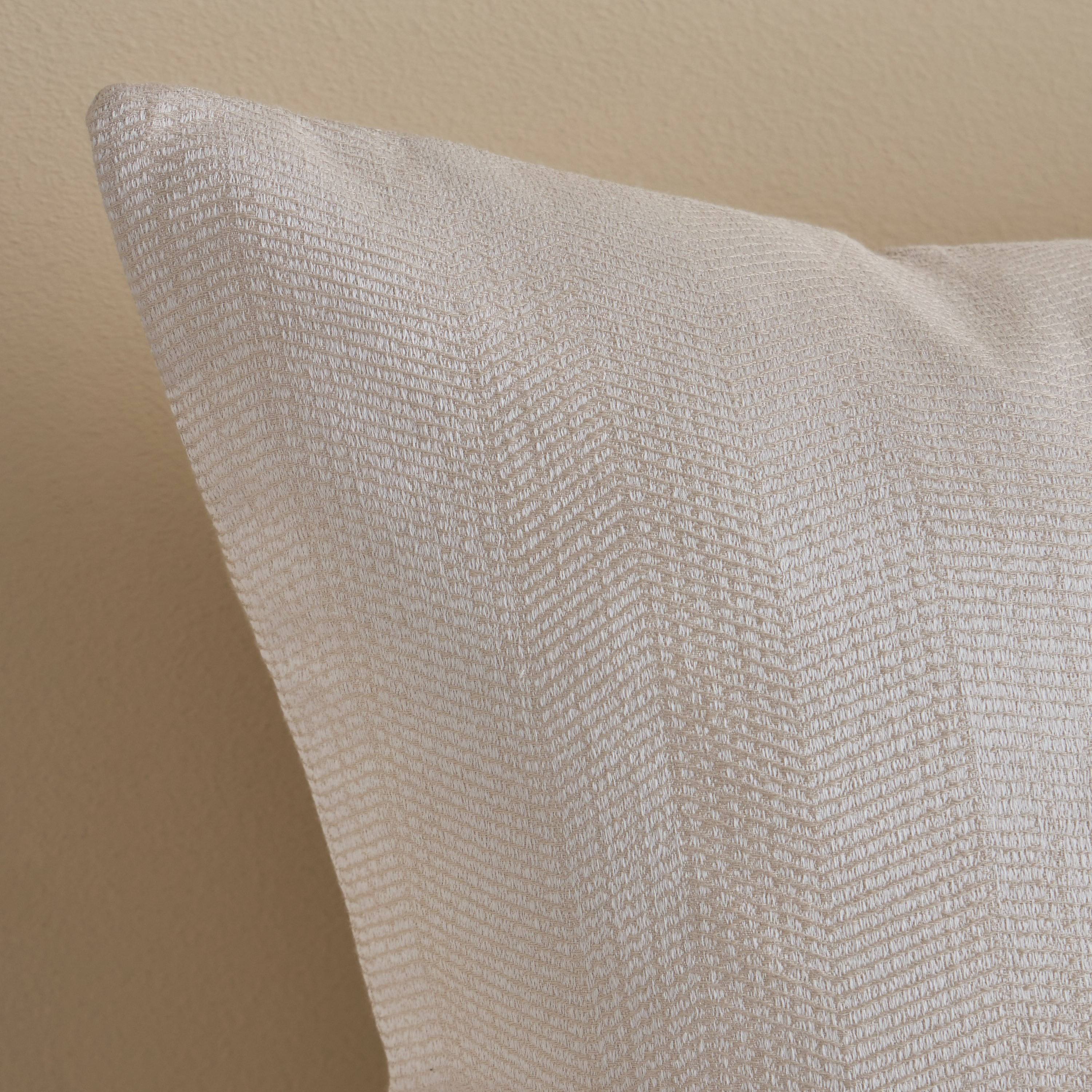 وسادة جاكار محشوة - سولينا - 50x50 سم-household-cushionsandthrows-filledcushions-decorativecushions-image-2