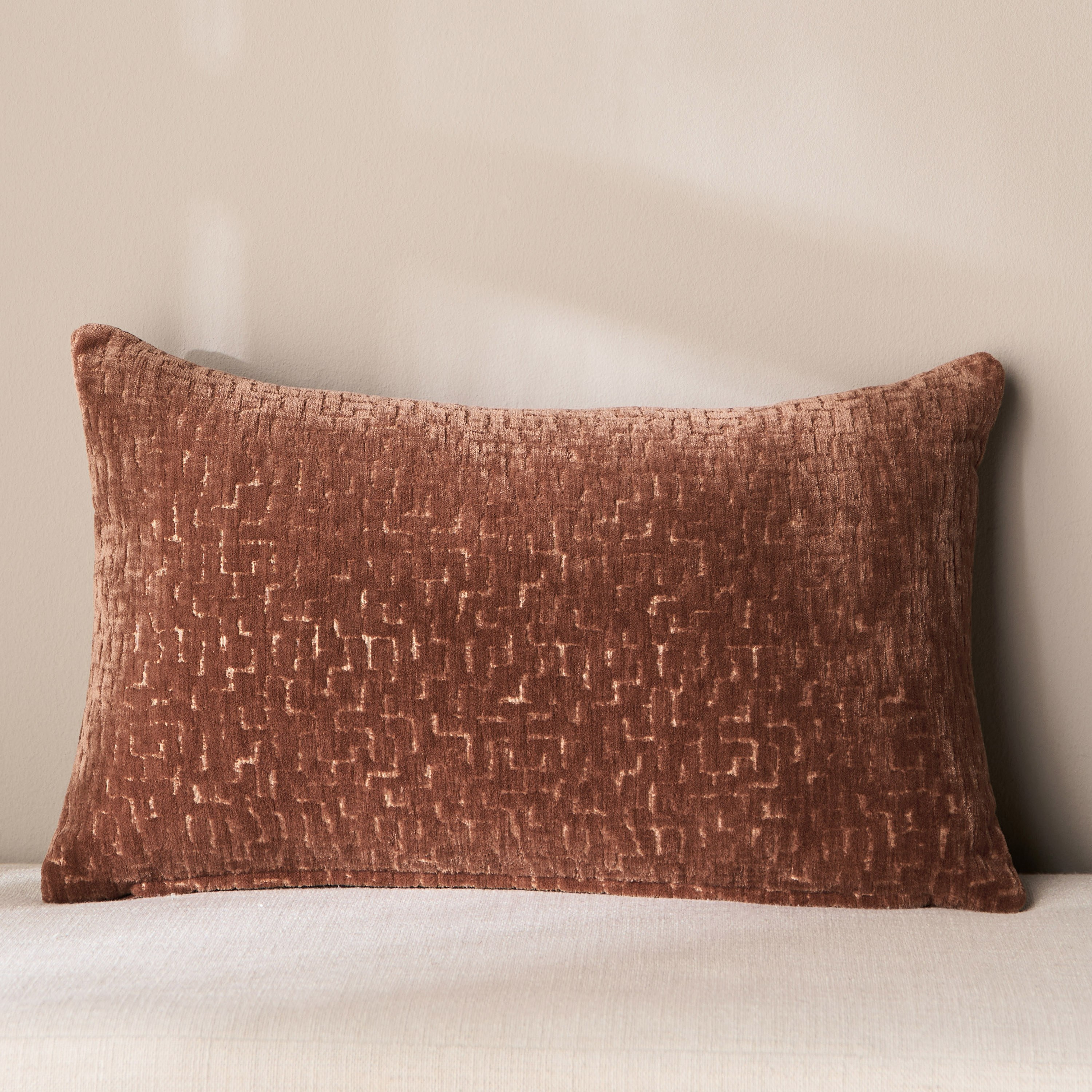 غطاء وسادة جاكار - سولينا - 30x50 سم-household-cushionsandthrows-cushioncovers-image-1