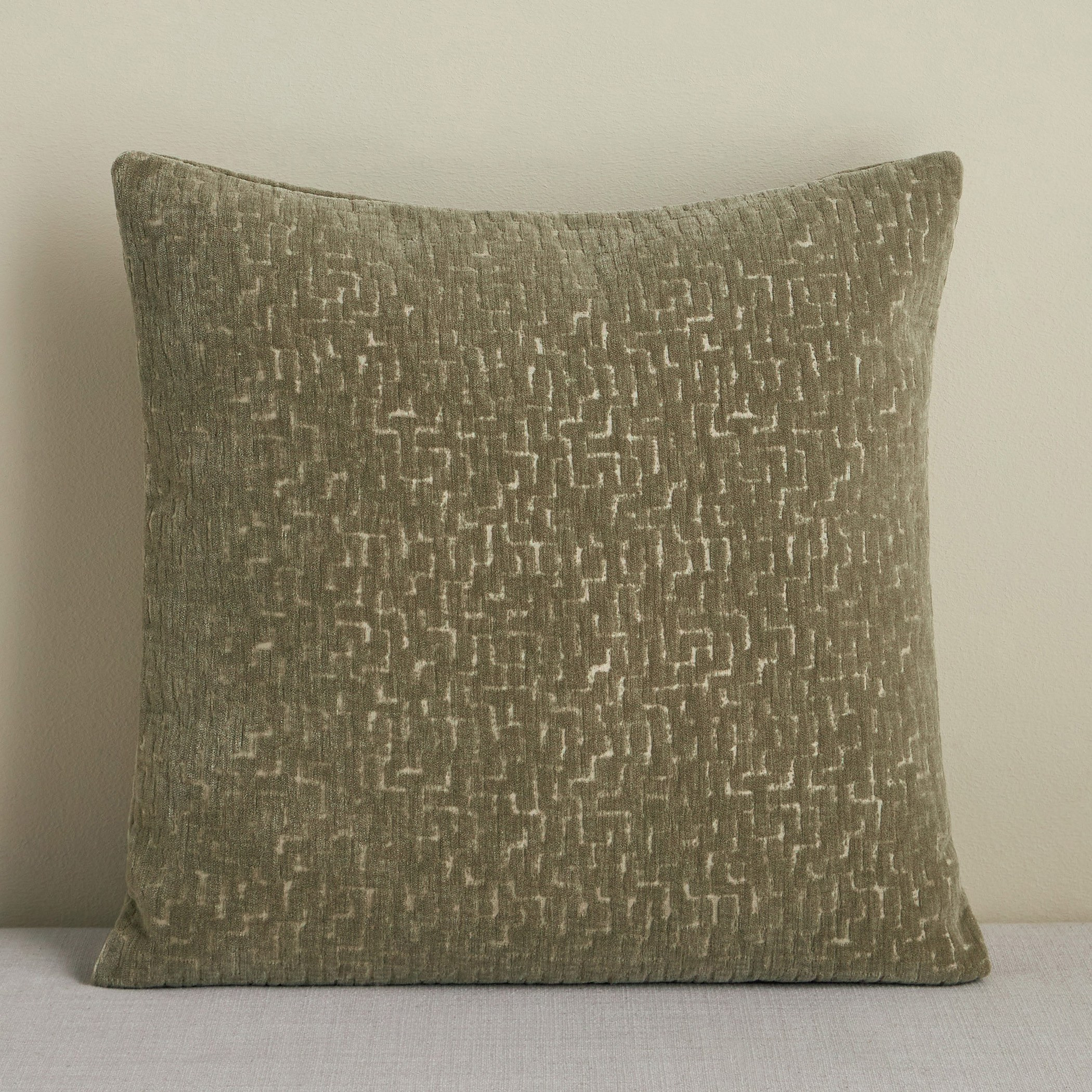 Solena Jacquard Filled Cushion - 50x50 cm-household-cushionsandthrows-filledcushions-decorativecushions-image-9