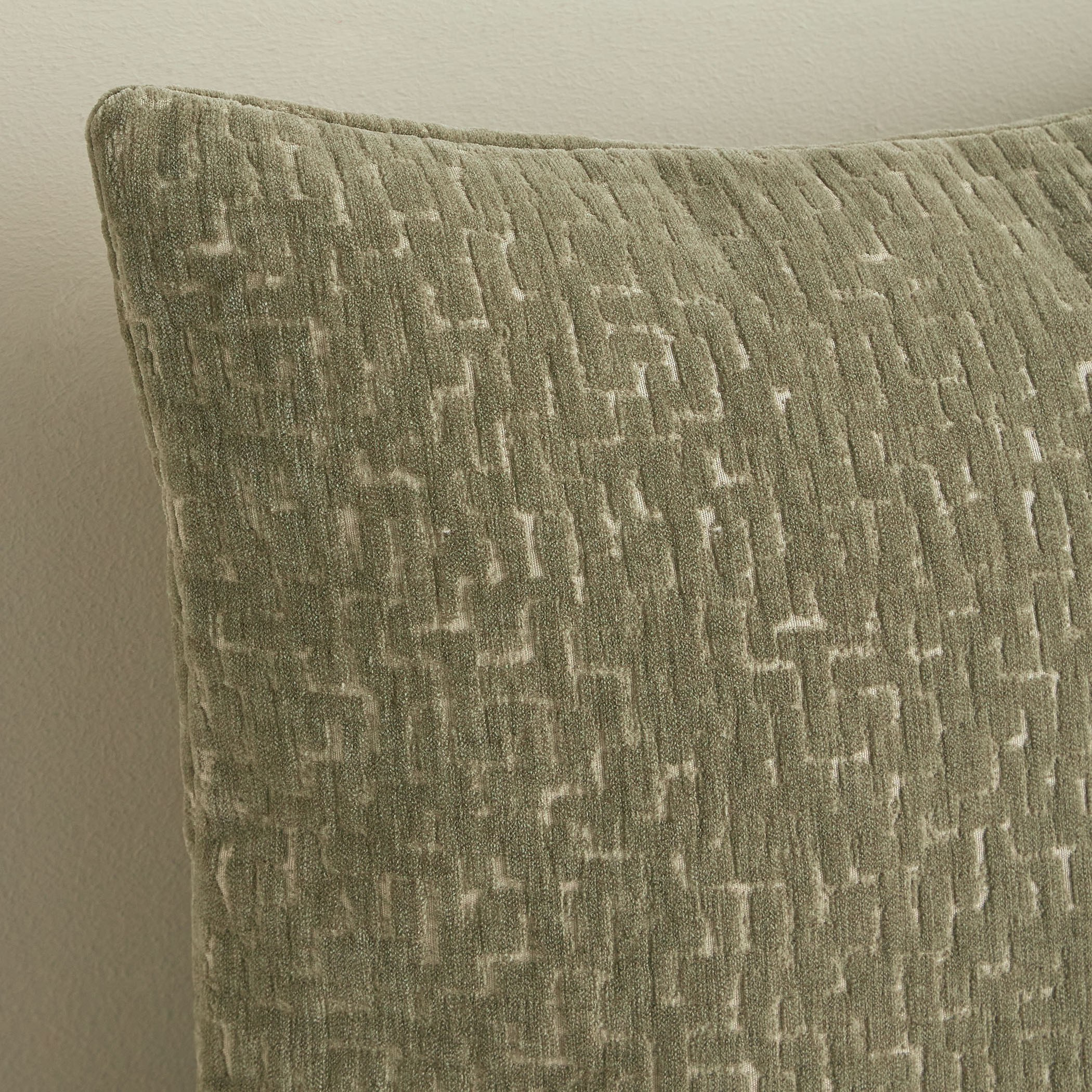 Solena Jacquard Filled Cushion - 50x50 cm-household-cushionsandthrows-filledcushions-decorativecushions-image-10