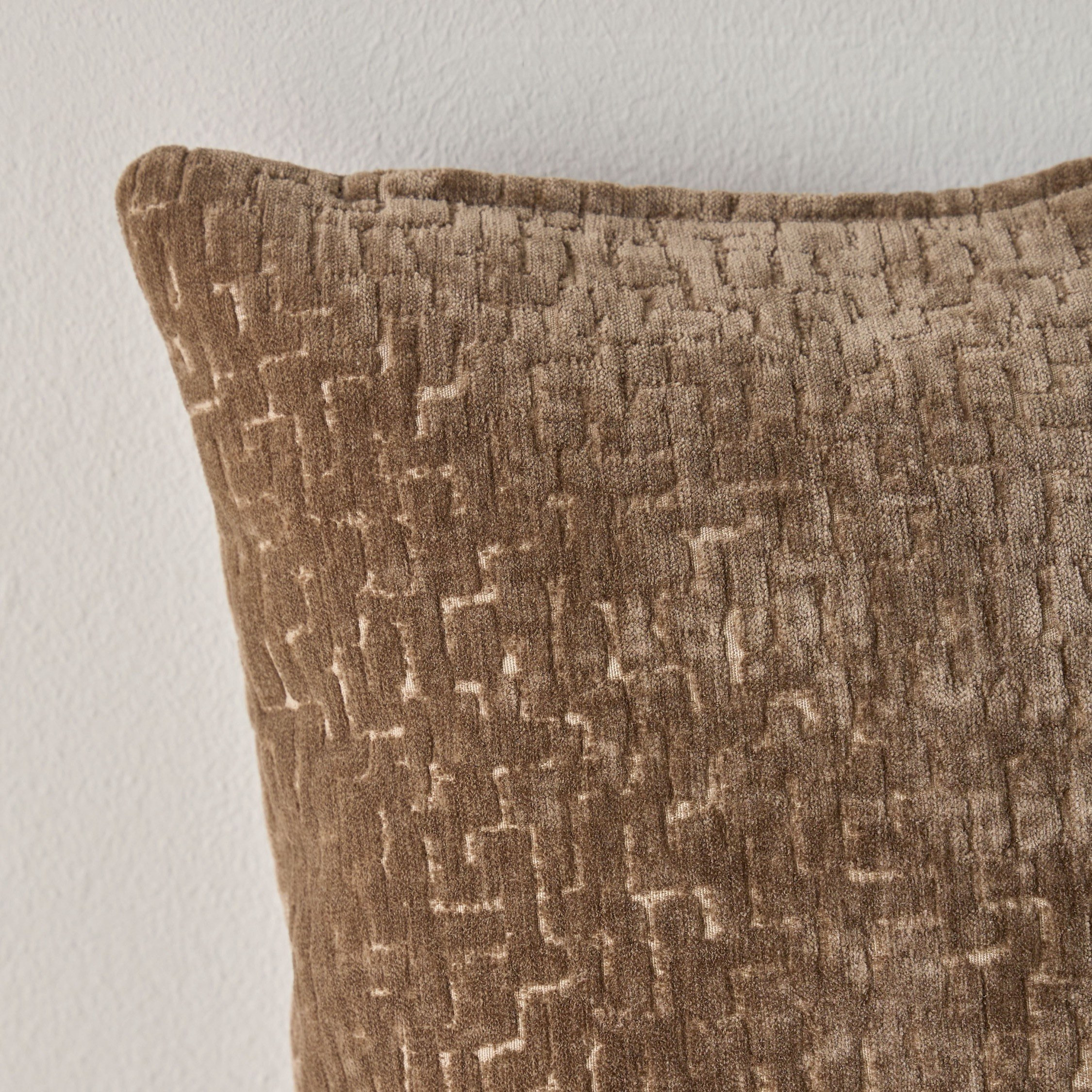 Solena Jacquard Filled Cushion - 50x50 cm-household-cushionsandthrows-filledcushions-decorativecushions-image-14