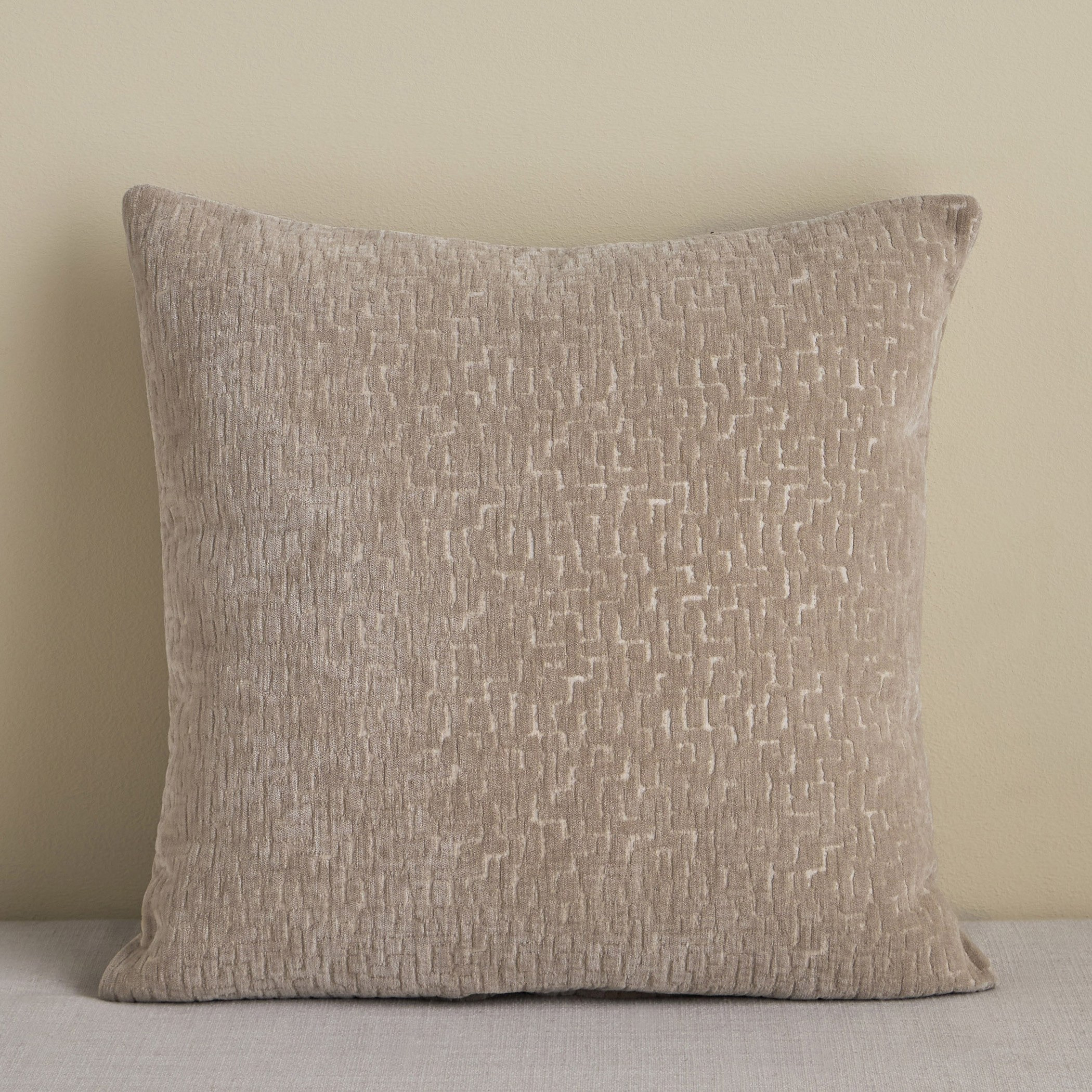 Solena Jacquard Filled Cushion - 50x50 cm-household-cushionsandthrows-filledcushions-decorativecushions-image-17