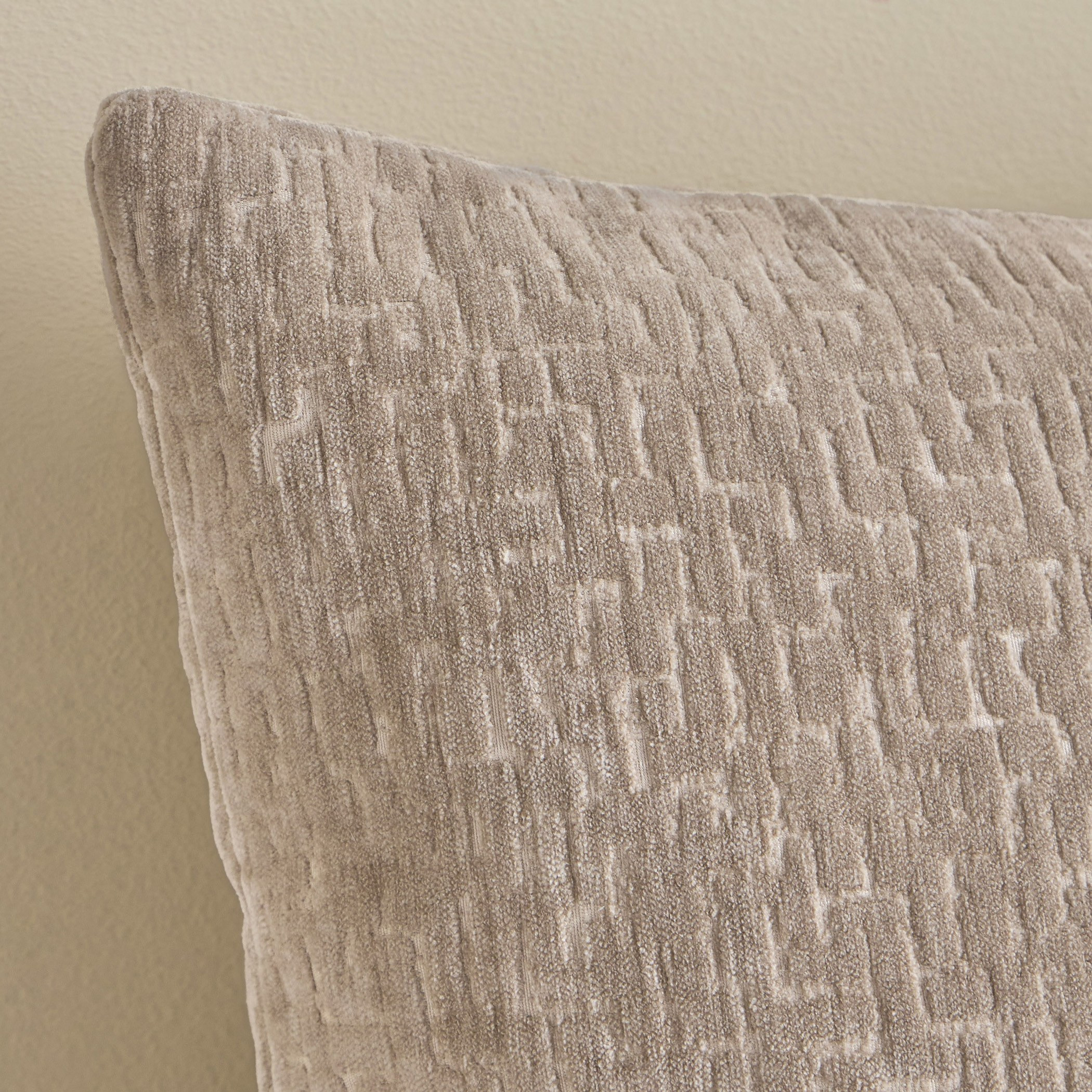 Solena Jacquard Filled Cushion - 50x50 cm-household-cushionsandthrows-filledcushions-decorativecushions-image-18
