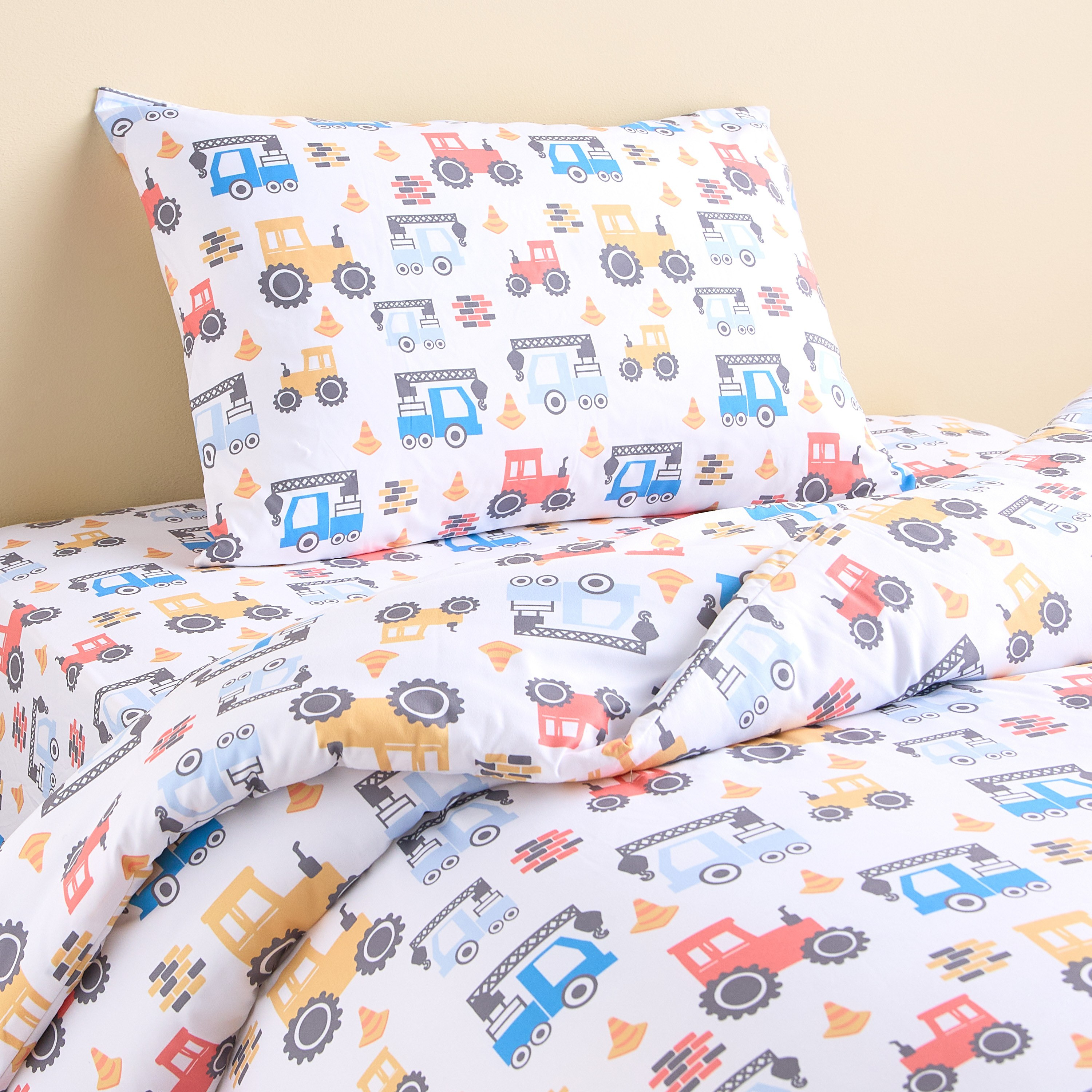 طقم لحاف كامل قطعتين بطبعات مركبات بناء - أمفورا - 160x220 سم-babyandkids-beddingandwindows-bedding-comforters-image-1