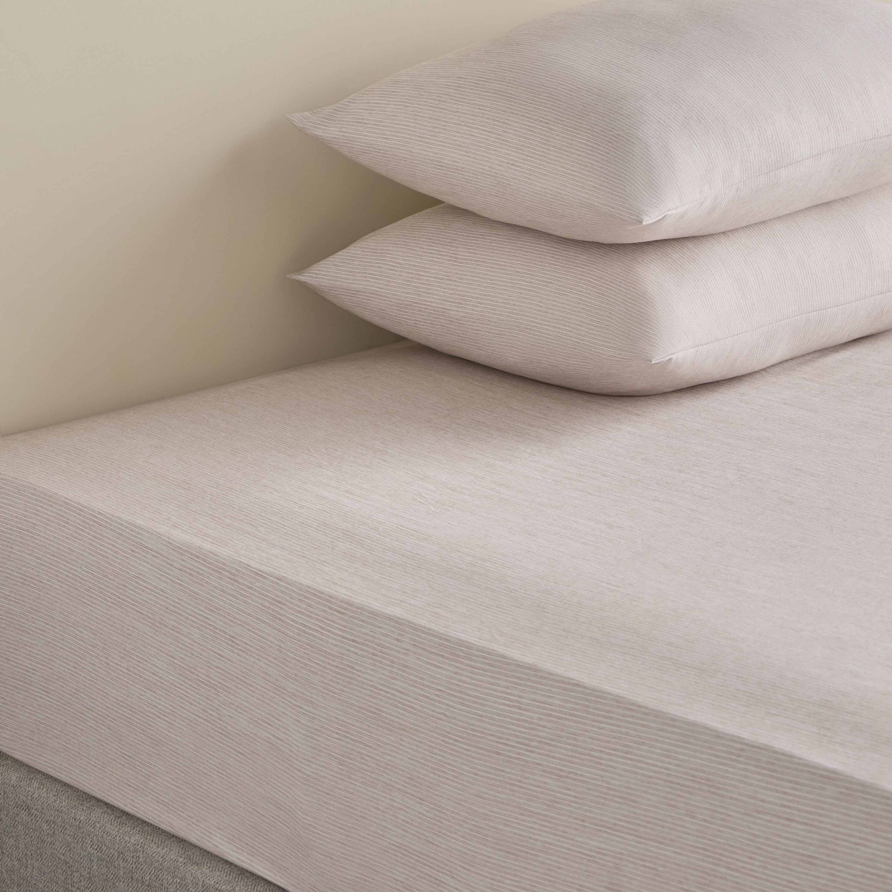 Amara Cationic Jacquard 4-Piece Single Fitted Sheet Set - 90x200 cm-household-bedding-sheetsandpillowcases-fittedsheets-image-1