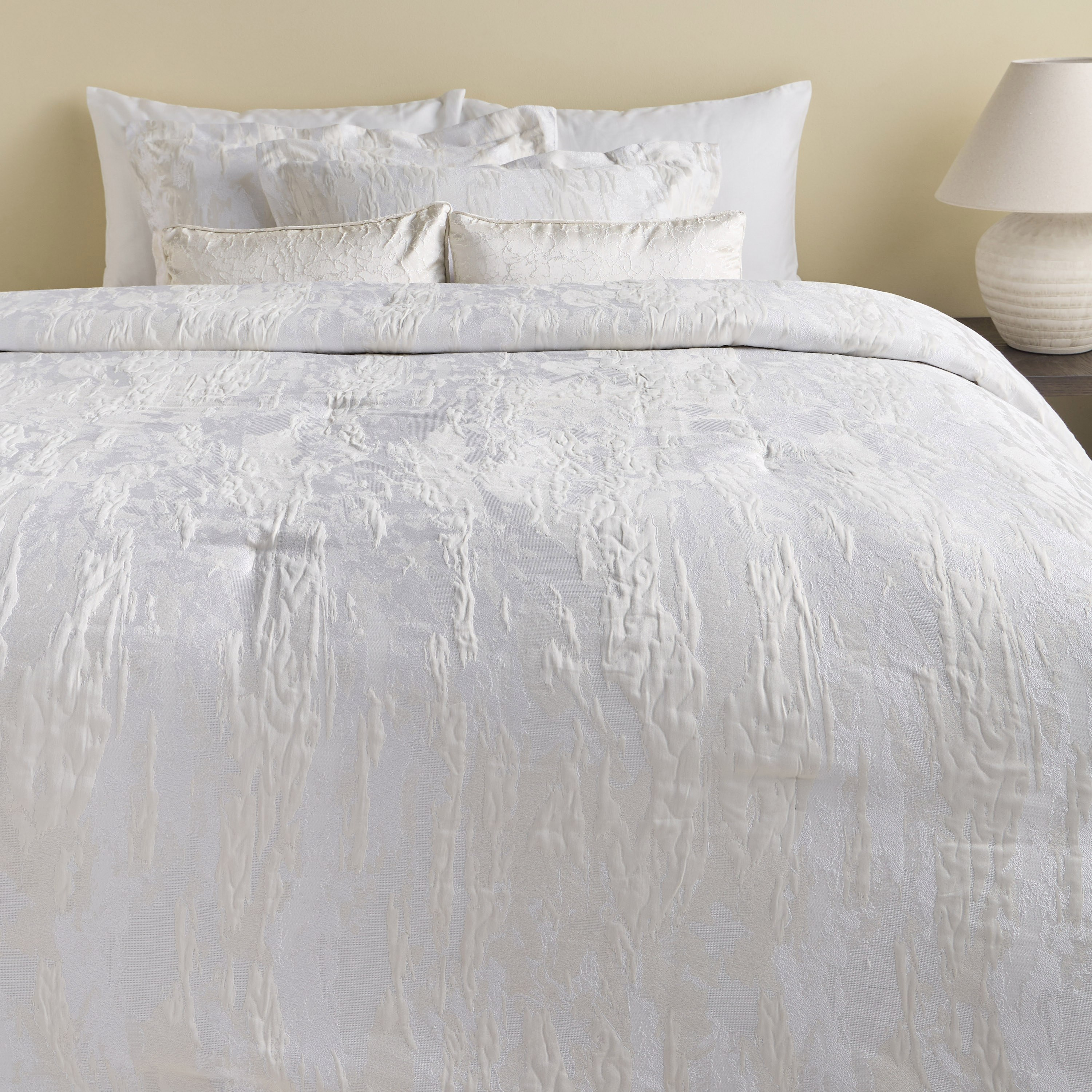 Opulence Jacquard 8-Piece Super King Comforter and Sheet Set - 250x260 cm-household-bedding-comfortersandbedspreads-bedinabag-image-3