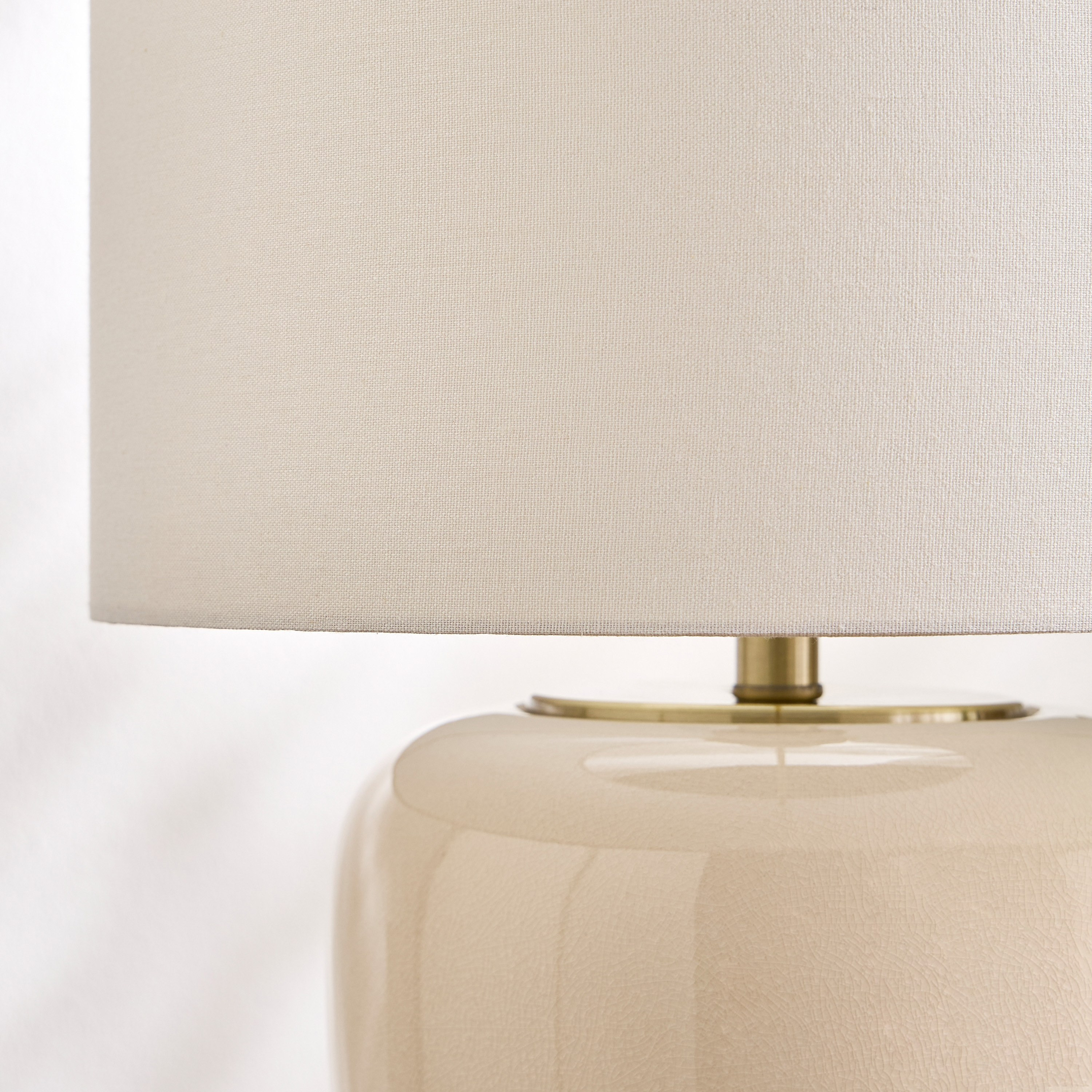 Alfie Ceramic Table Lamp - 69 cm-household-lighting-tableanddesklamps-image-3