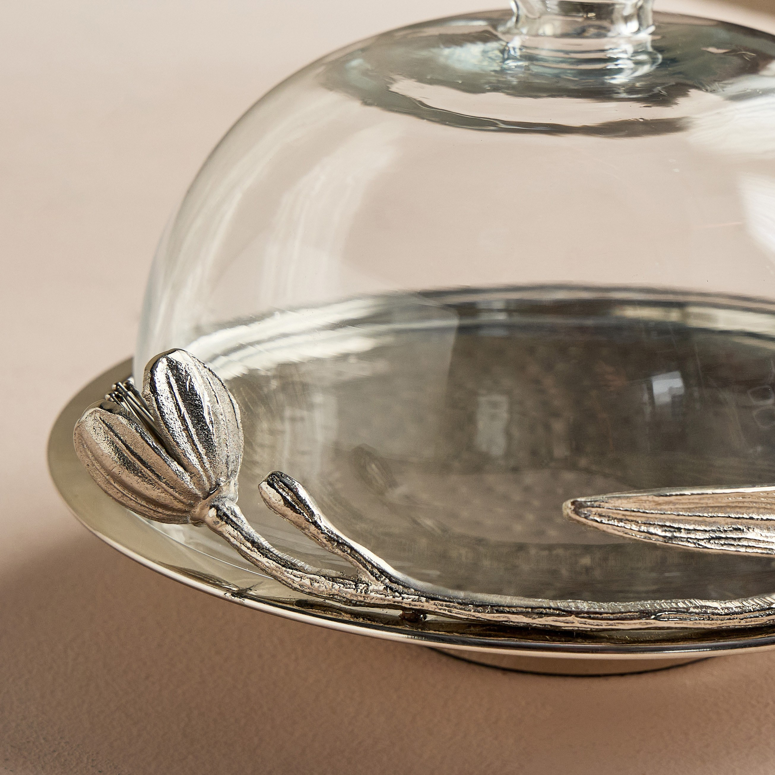 Tulip Domed Cake Platter - 30 cm-household-decor-boxesandtrays-image-3