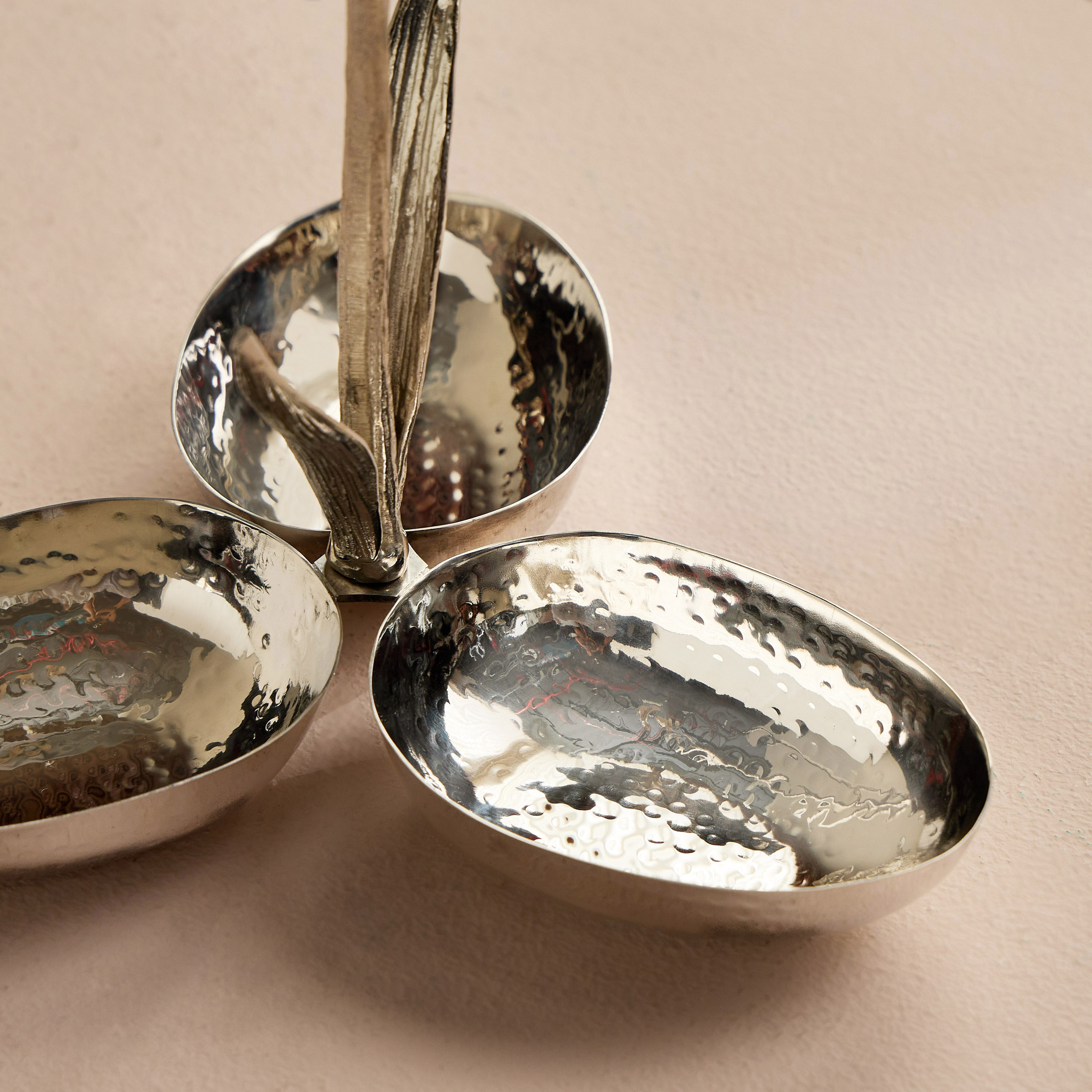 Tulip Metal 3-Bowl Condiment Set - 23 cm-household-decor-vasesandbowls-image-2