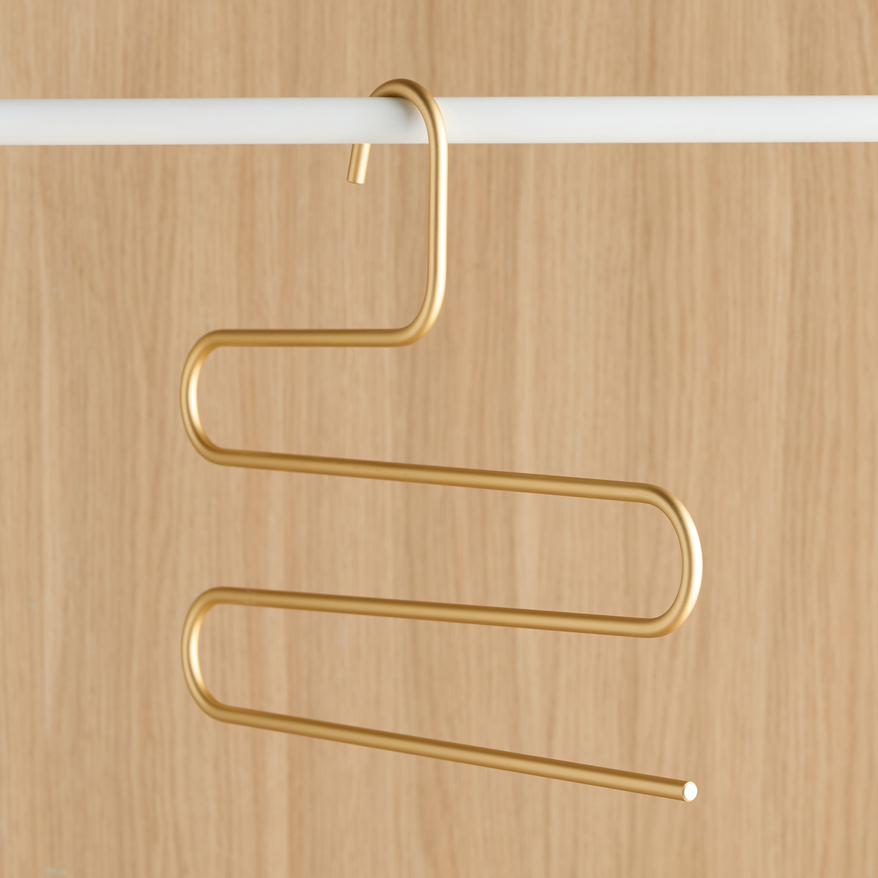 Halsey Clothes Hanger