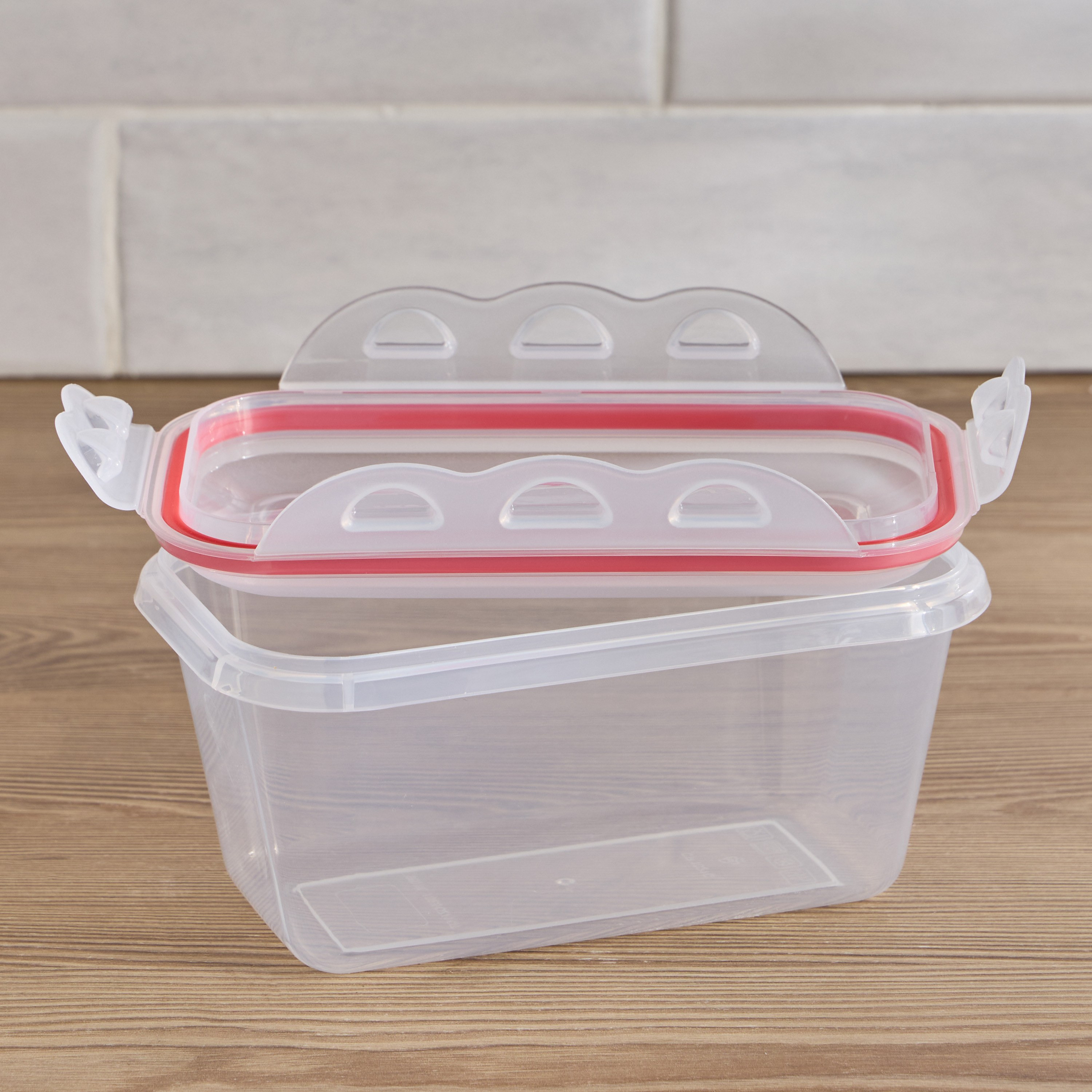 Betty Crocker Food Container - 960 ml-household-kitchen-foodstorage-pantryandstorage-image-2