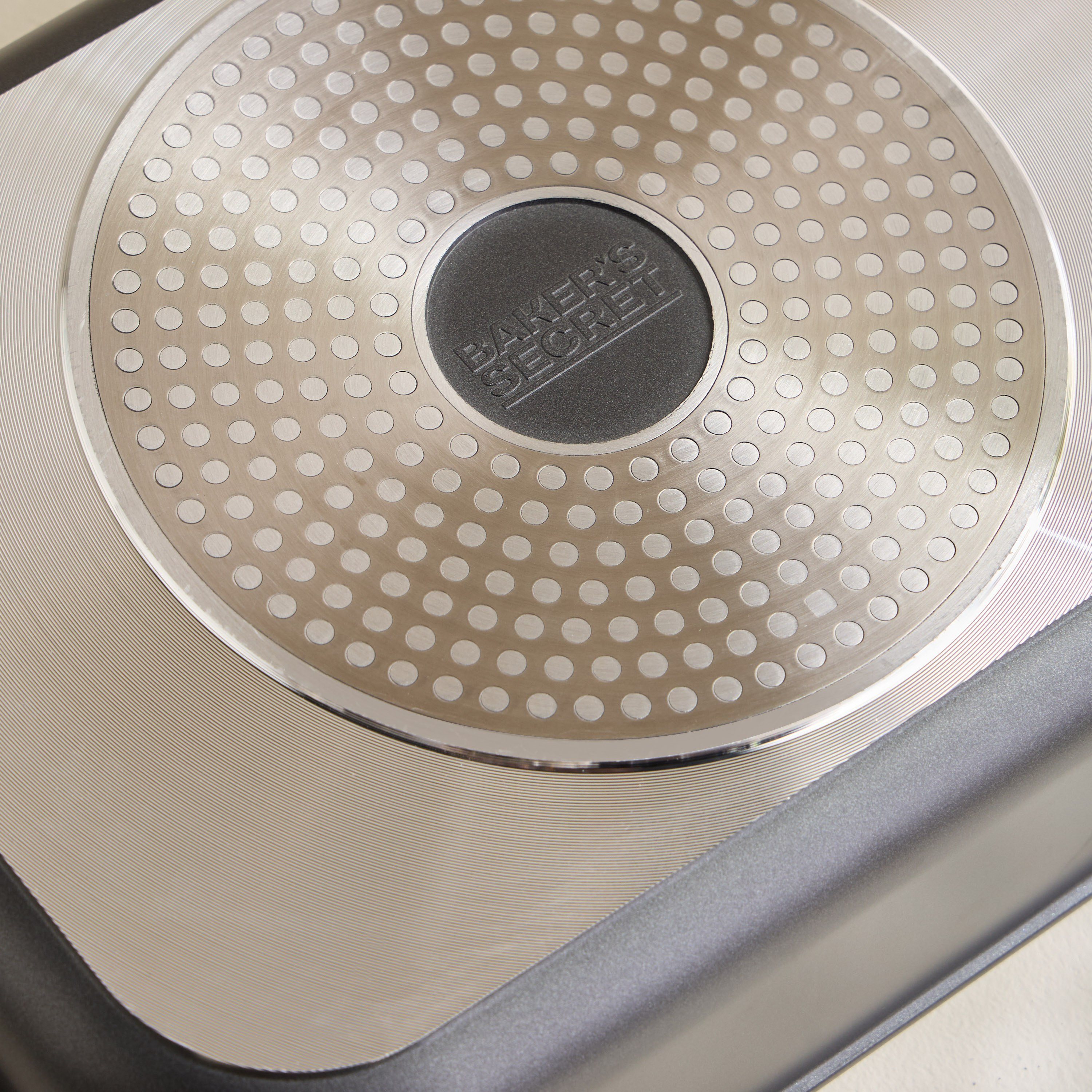 Baker's Secret Roaster Pan - 26 cm-household-kitchen-bakeware-bakingpansandmoulds-image-3