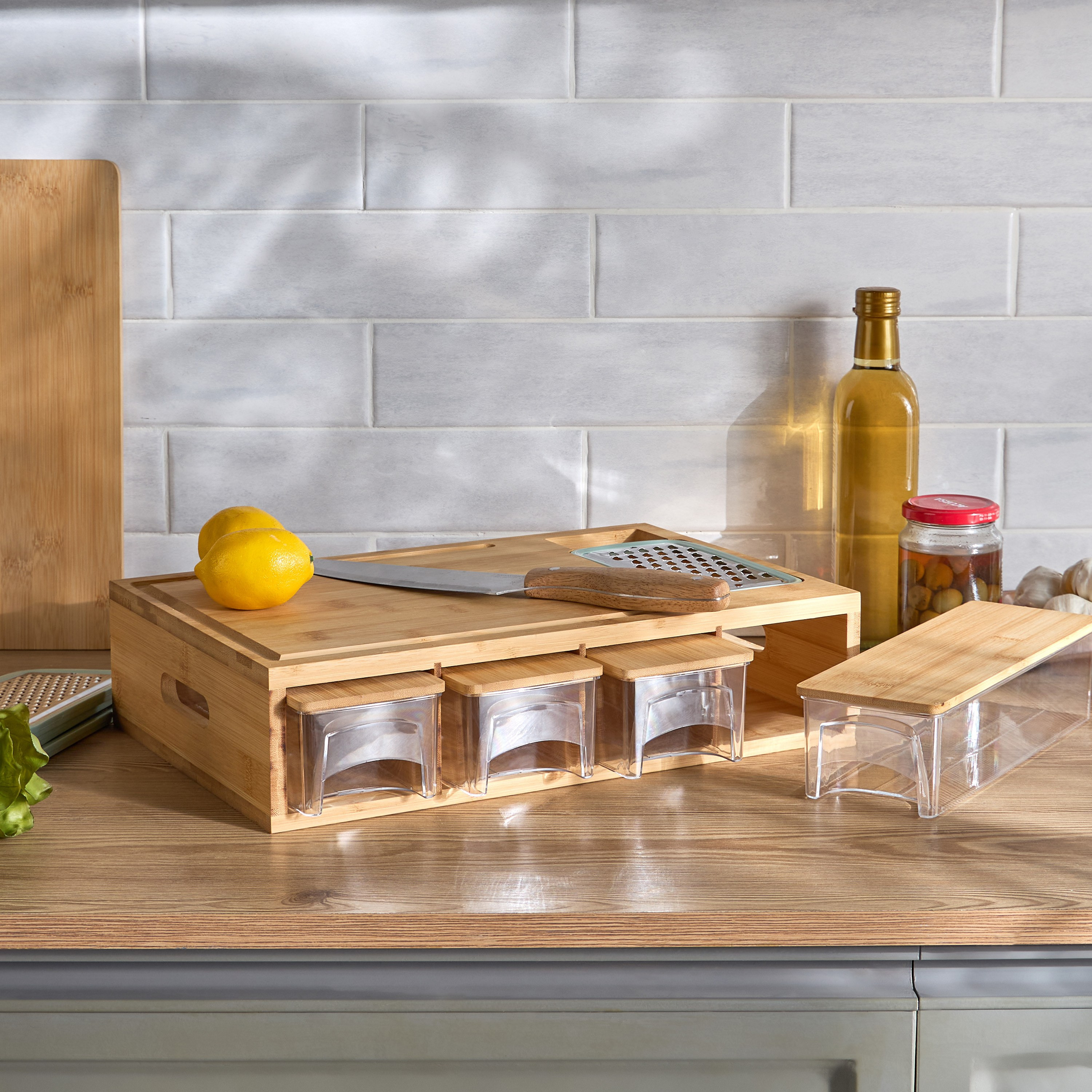 Gage Cutting Board with 4 Containers and 4 Graters - 40x27 cm-household-kitchen-kitchentoolsandutensils-cuttingboards-image-5