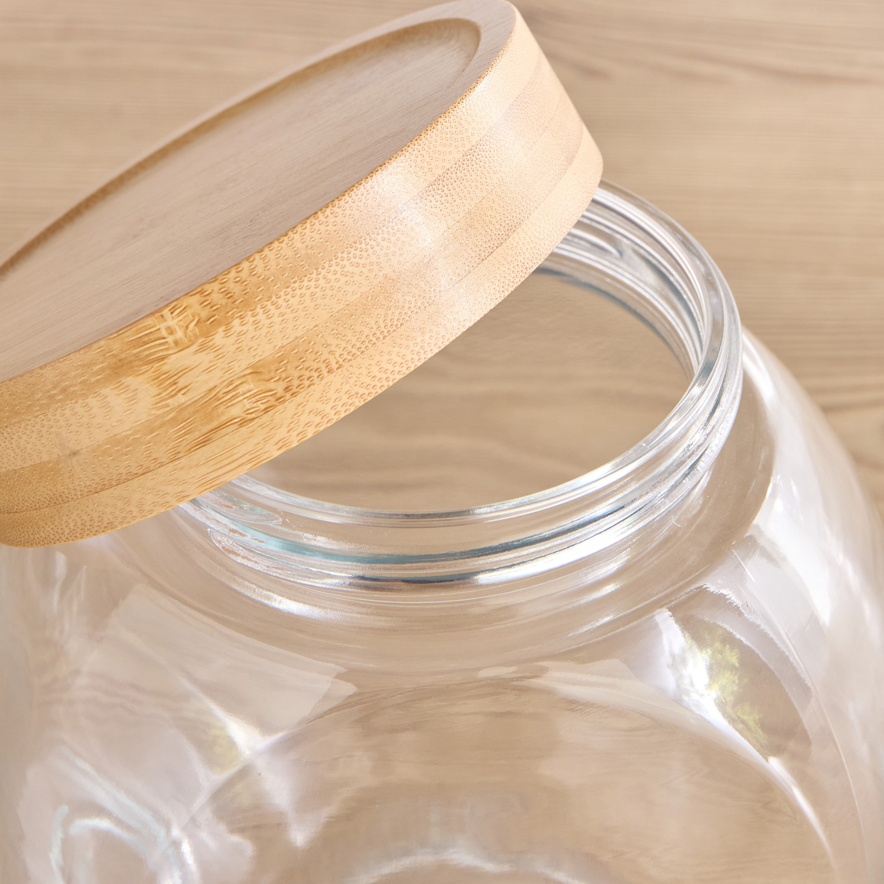Darina Canister - 1.7 L-household-kitchen-foodstorage-pantryandstorage-image-2