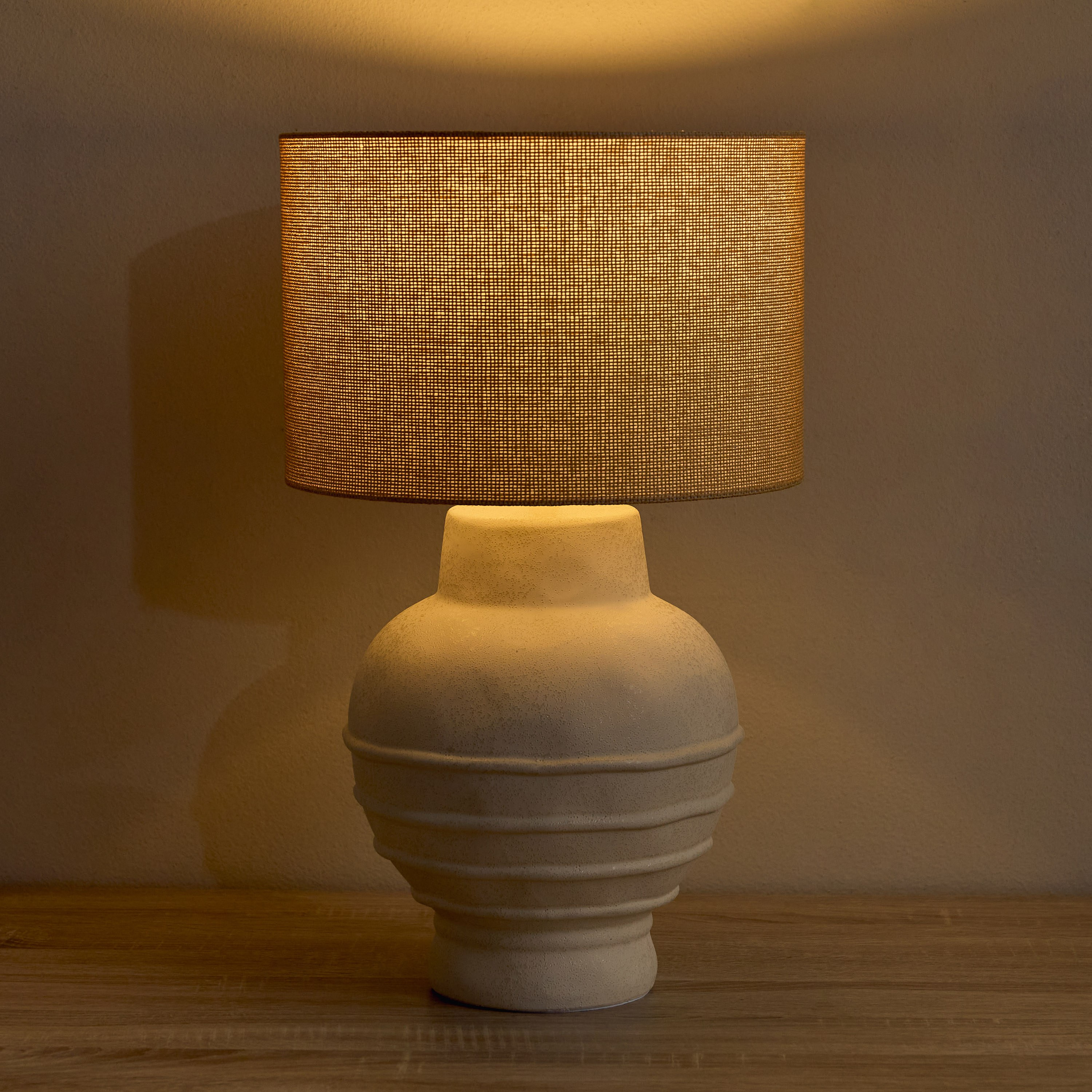 Pansy Ceramic Table Lamp - 55 cm-household-lighting-tableanddesklamps-image-2
