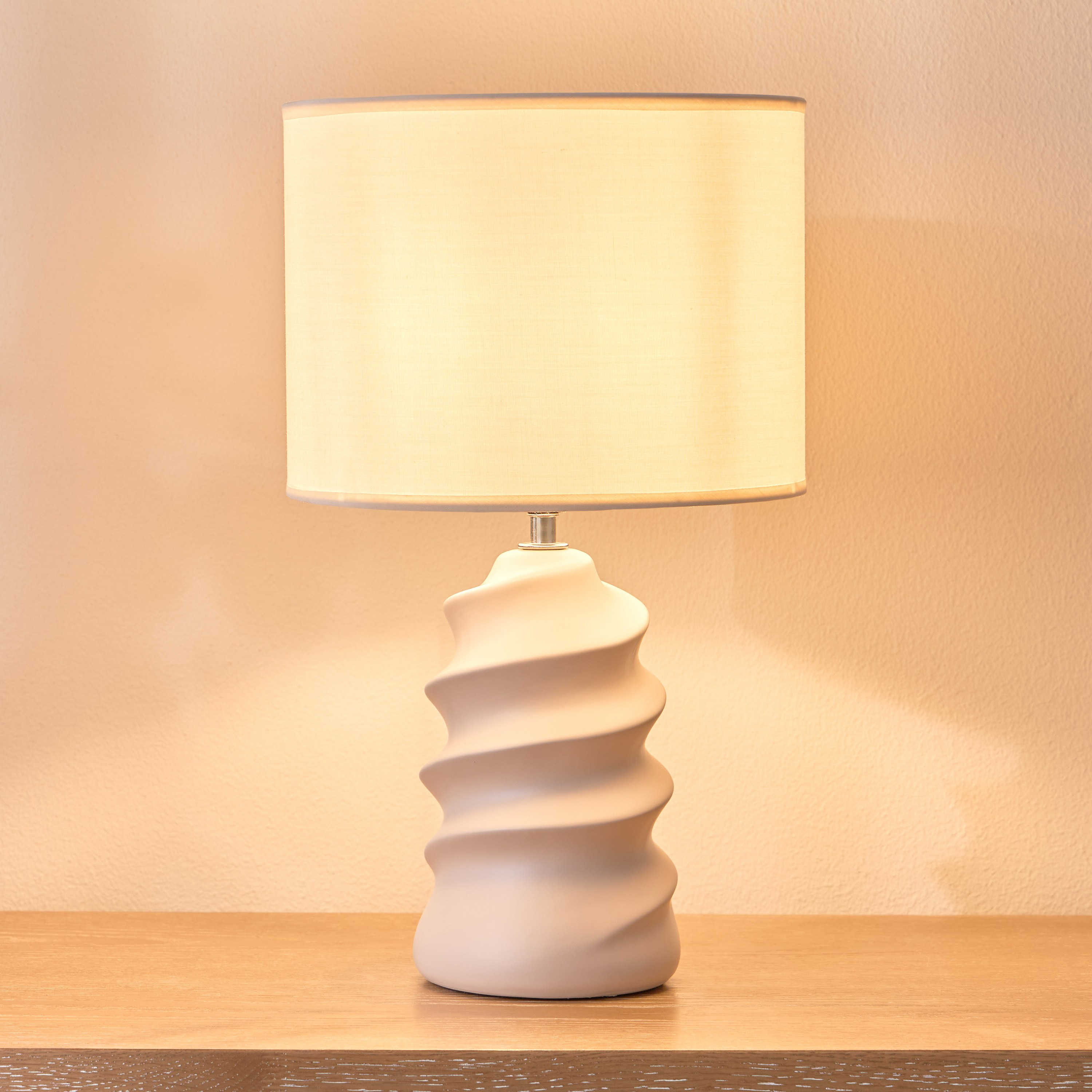 Kermit Ceramic Table Lamp - 41 cm-household-lighting-tableanddesklamps-image-2