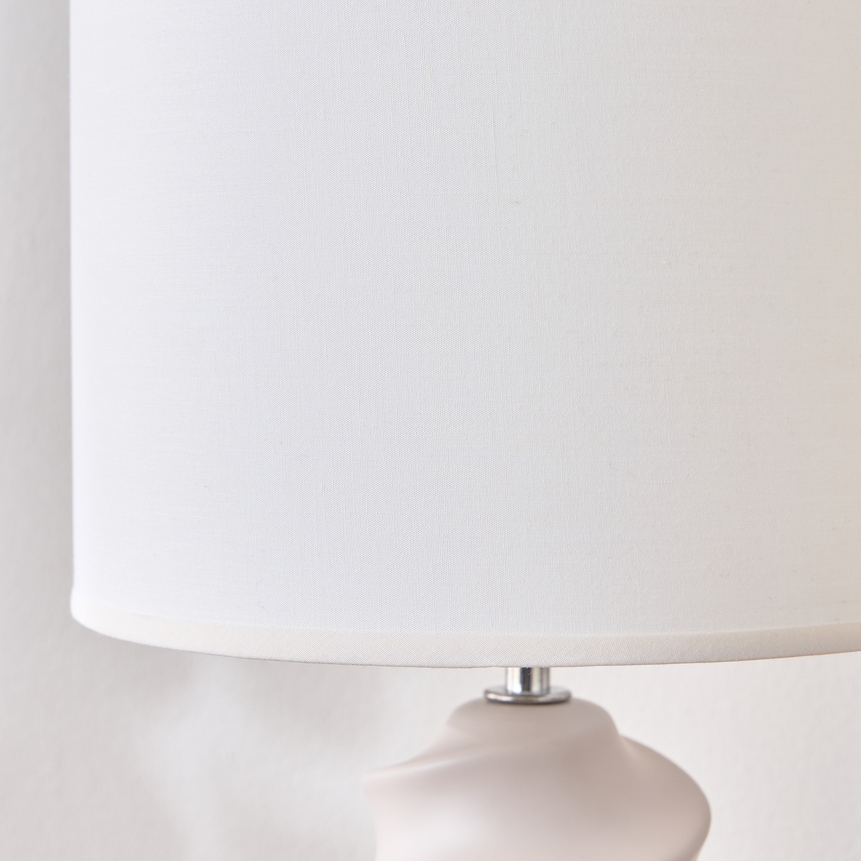Kermit Ceramic Table Lamp - 41 cm-household-lighting-tableanddesklamps-image-3