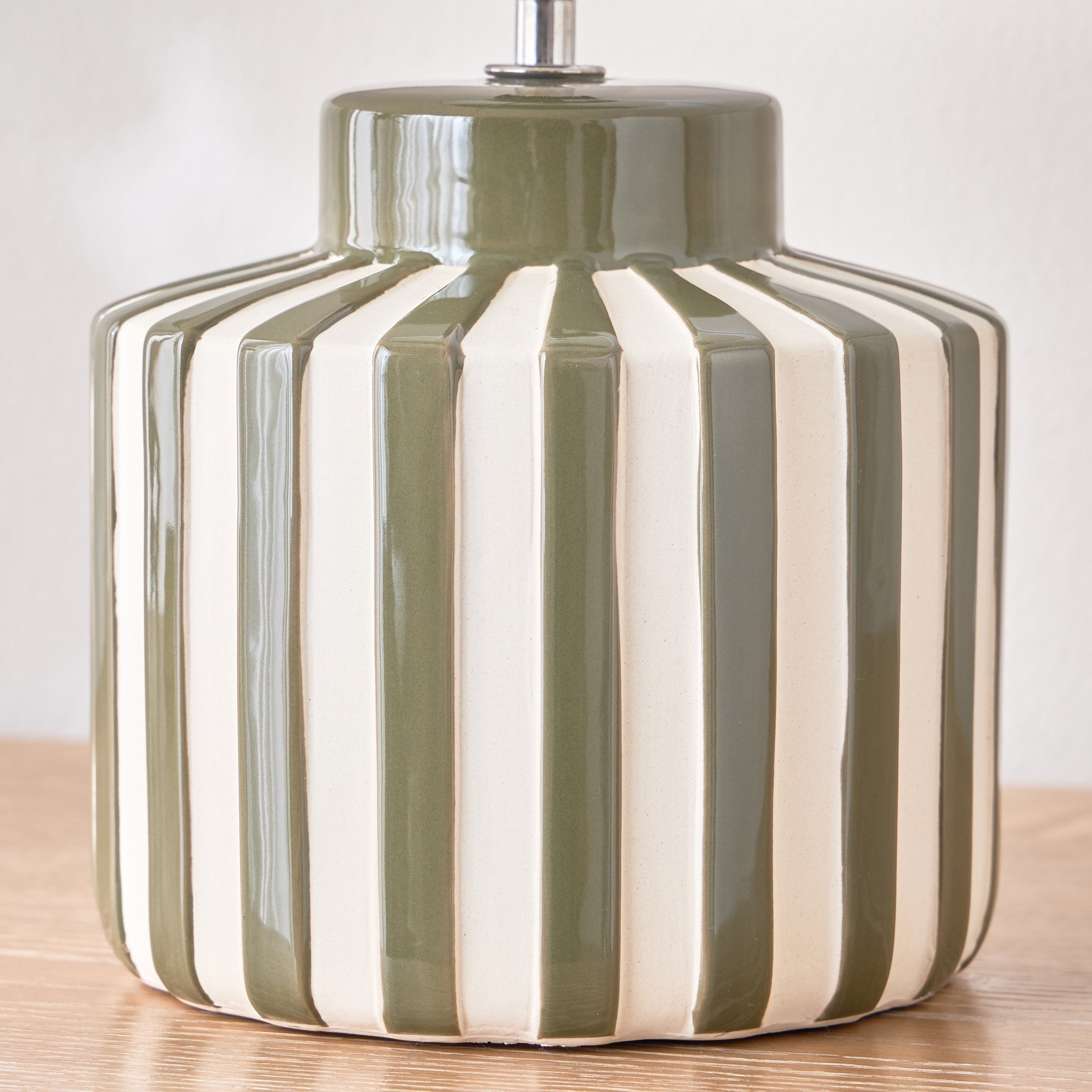 Olaf Ceramic Table Lamp - 39.5 cm-household-lighting-tableanddesklamps-image-4