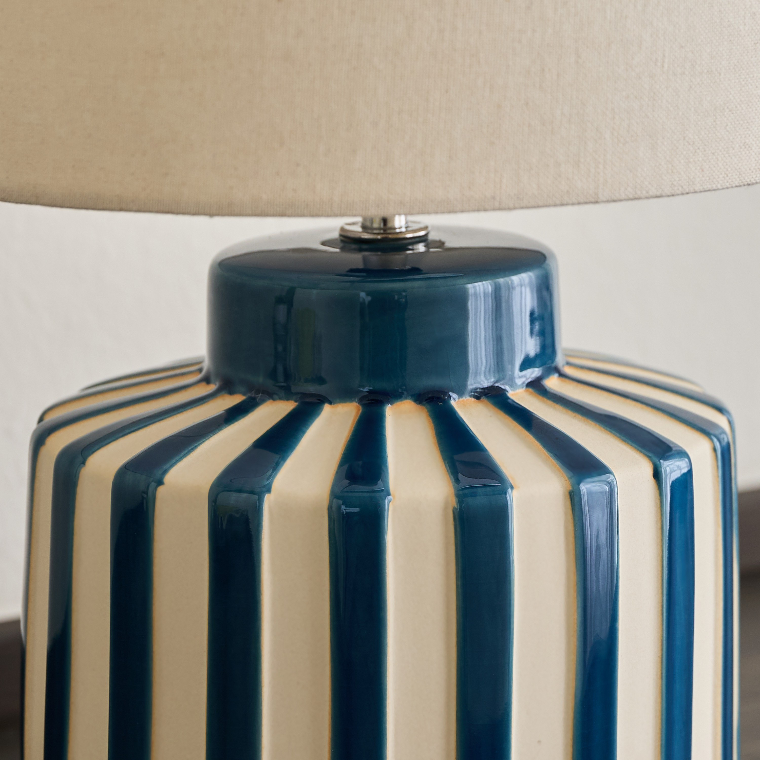 مصباح طاولة سيراميك - أولاف - 39.5 سم-household-lighting-tableanddesklamps-image-3