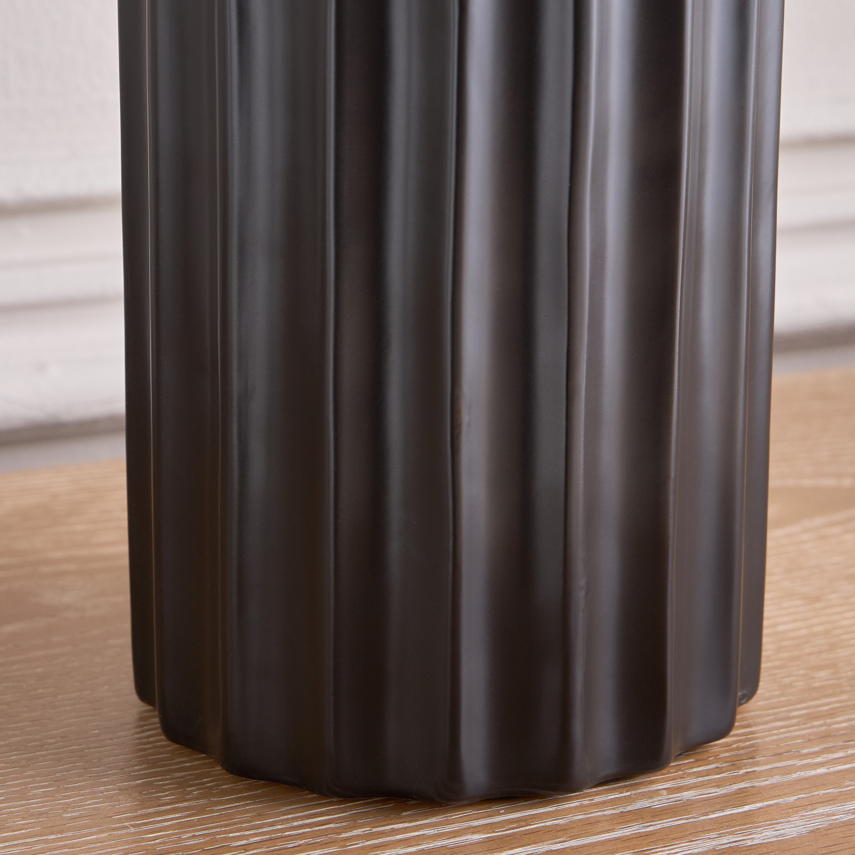 Niro Ceramic Table Lamp - 49.5 cm-household-lighting-tableanddesklamps-image-9