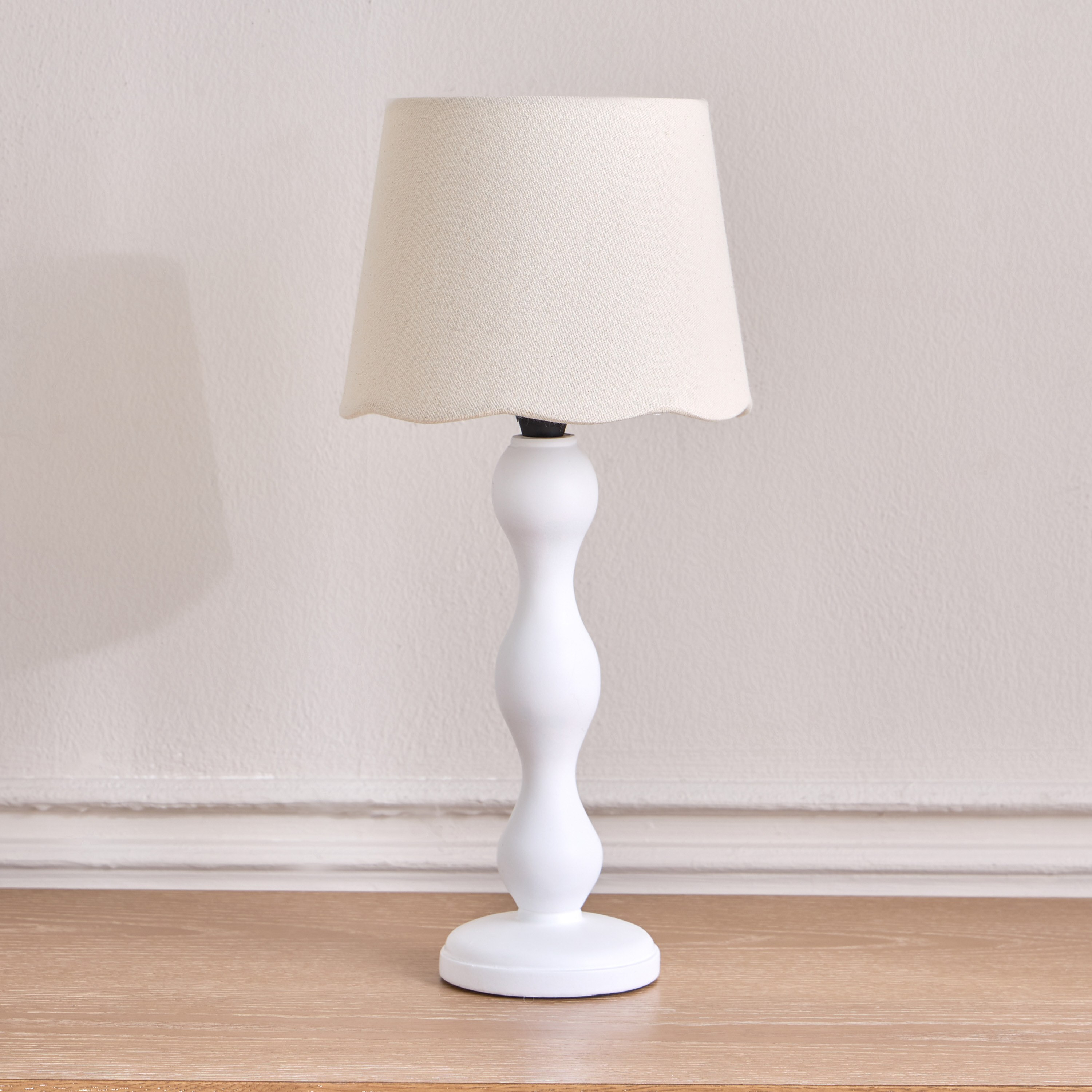 مصباح طاولة بولي ريزين - ميريدا - 39 سم-household-lighting-tableanddesklamps-image-1