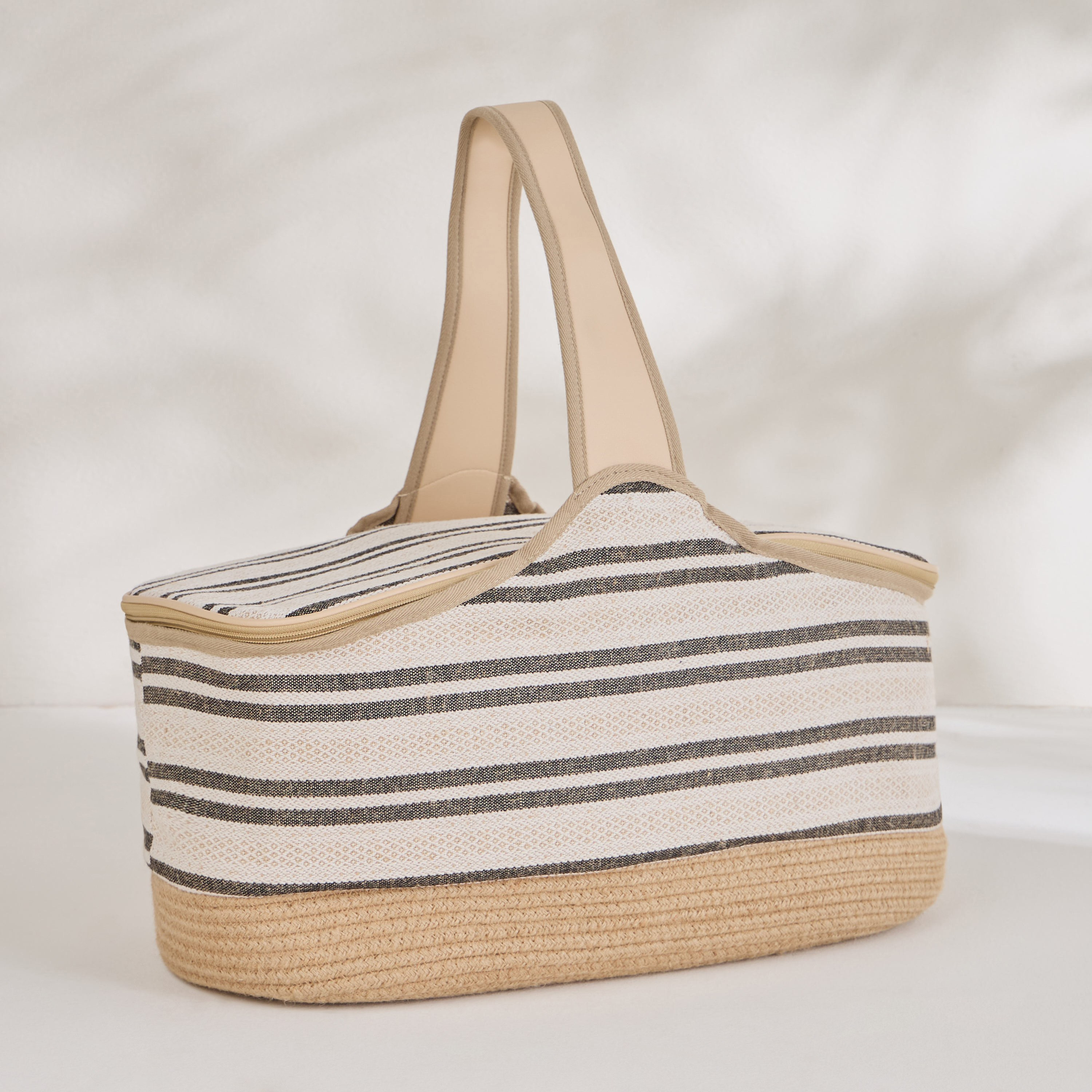 Mervyn Picnic Bag-household-kitchen-foodstorage-lunchbags-image-1