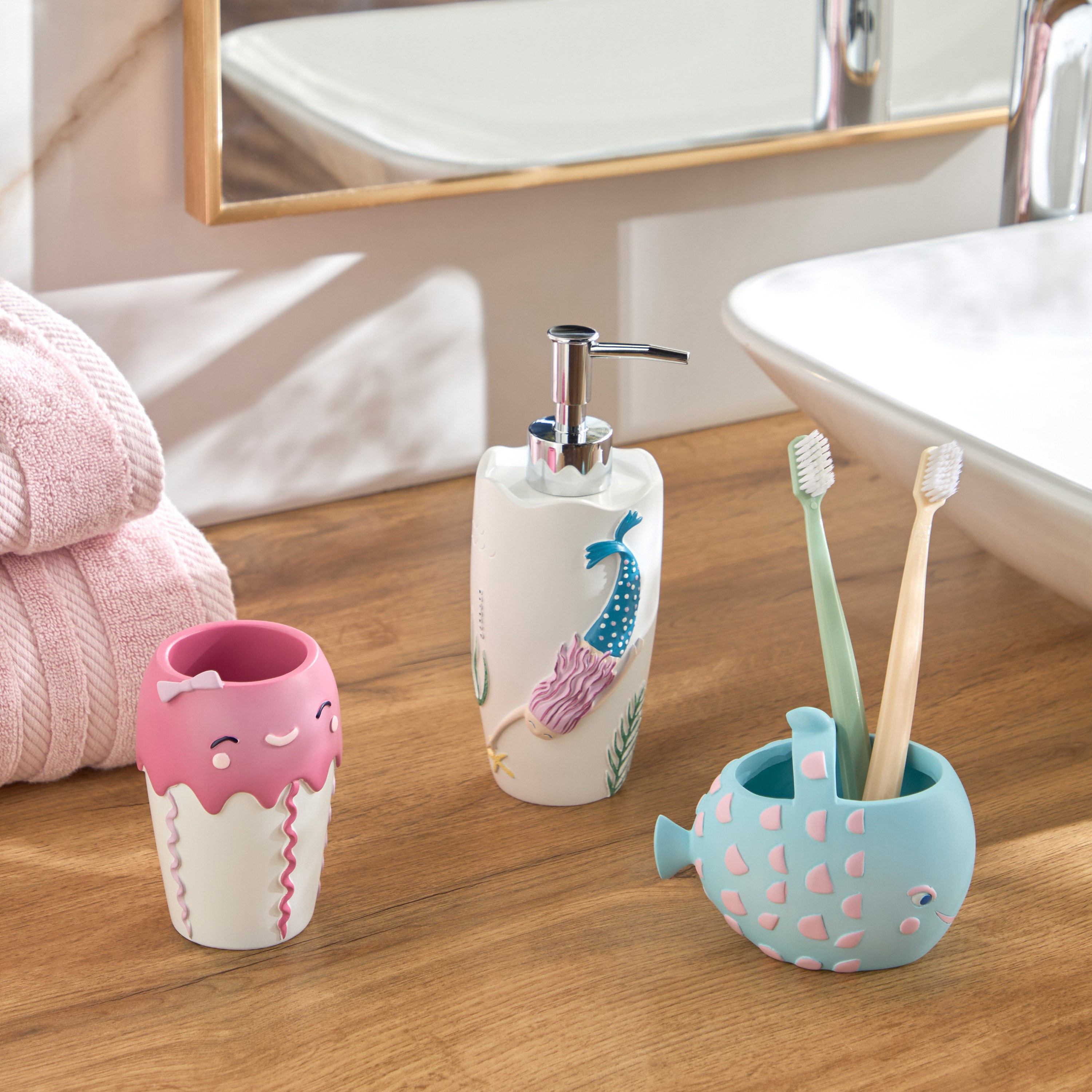 Mermaid Life 3-Piece Bath Accessory Set-babyandkids-bathandstorage-bath-bathroomaccessories-image-3