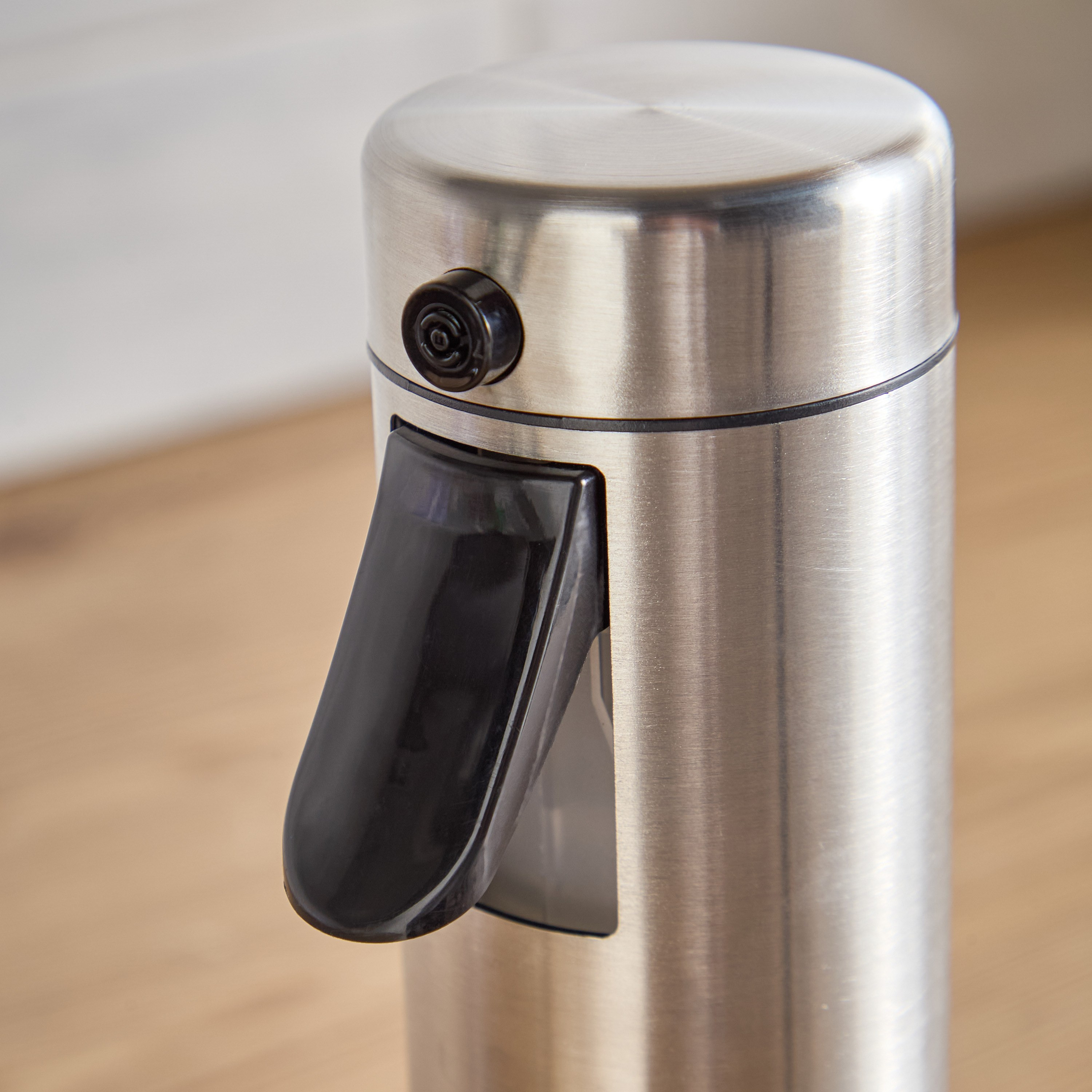 Styvee Oil Dispenser - 180 ml-household-kitchen-foodstorage-pantryandstorage-image-2