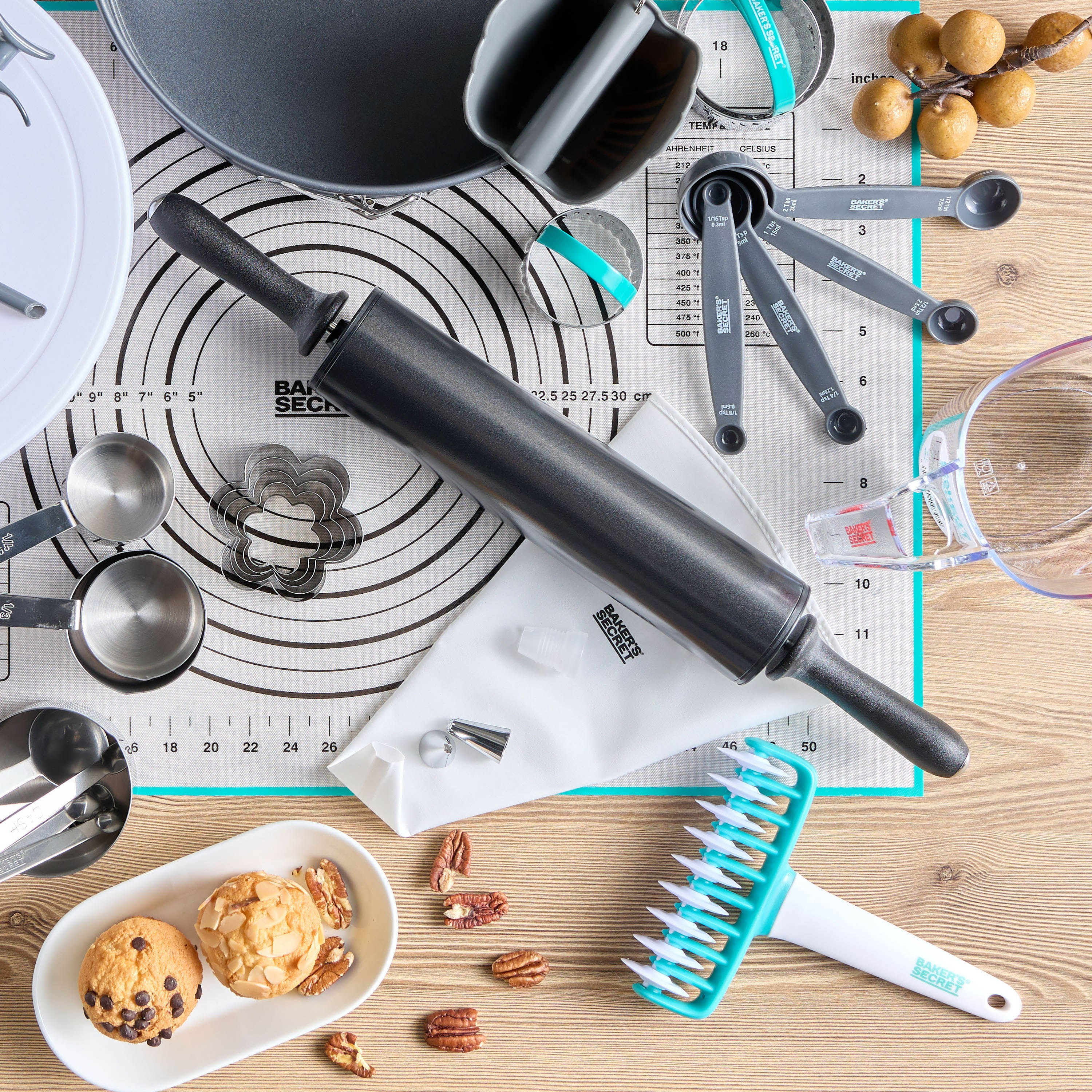 Baker's Secret 3-Piece Cookie Cutter Set-household-kitchen-bakeware-bakingtoolsandaccessories-image-4