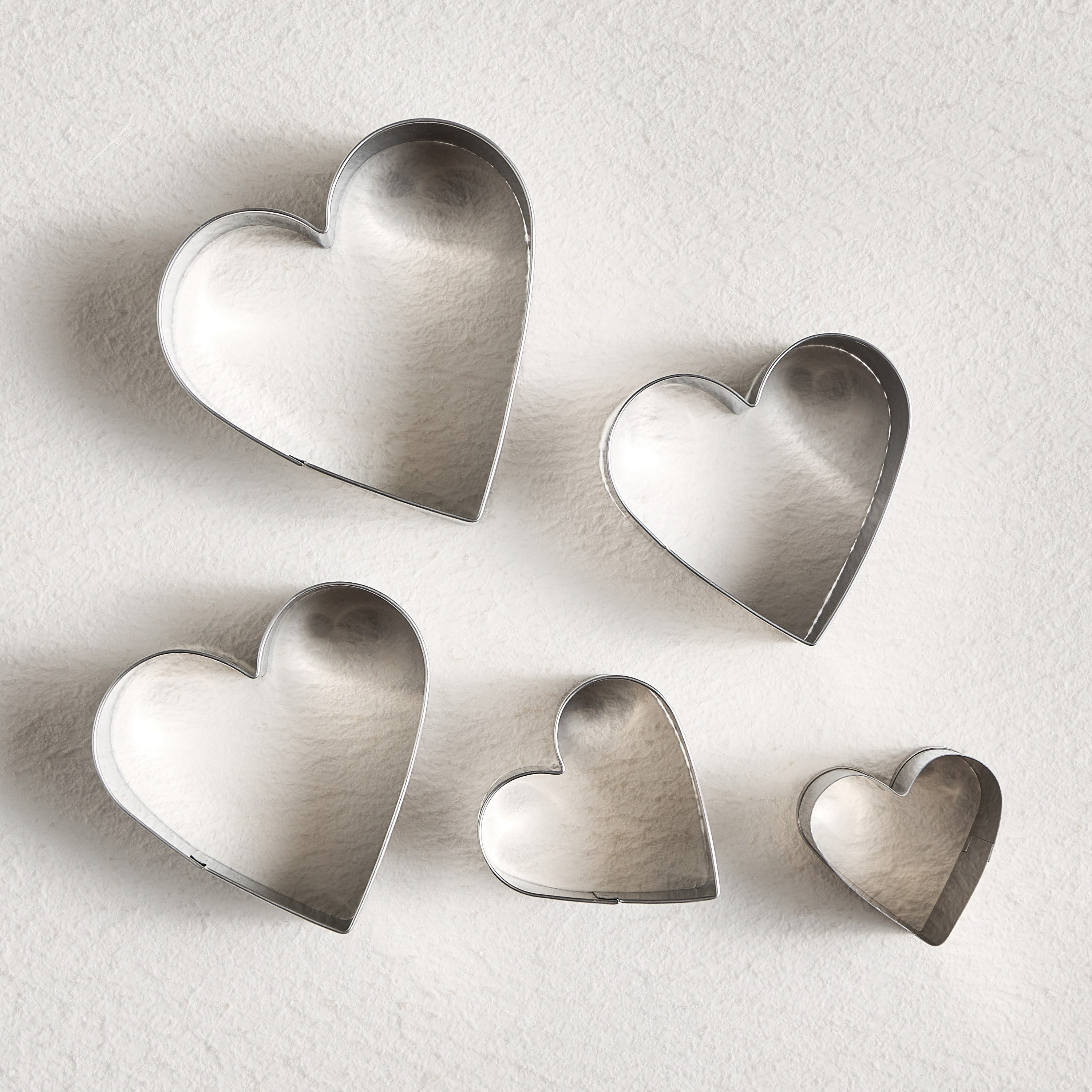 Baker's Secret 5-Piece Heart Shaped Cookie Cutter Set-household-kitchen-bakeware-bakingtoolsandaccessories-image-1