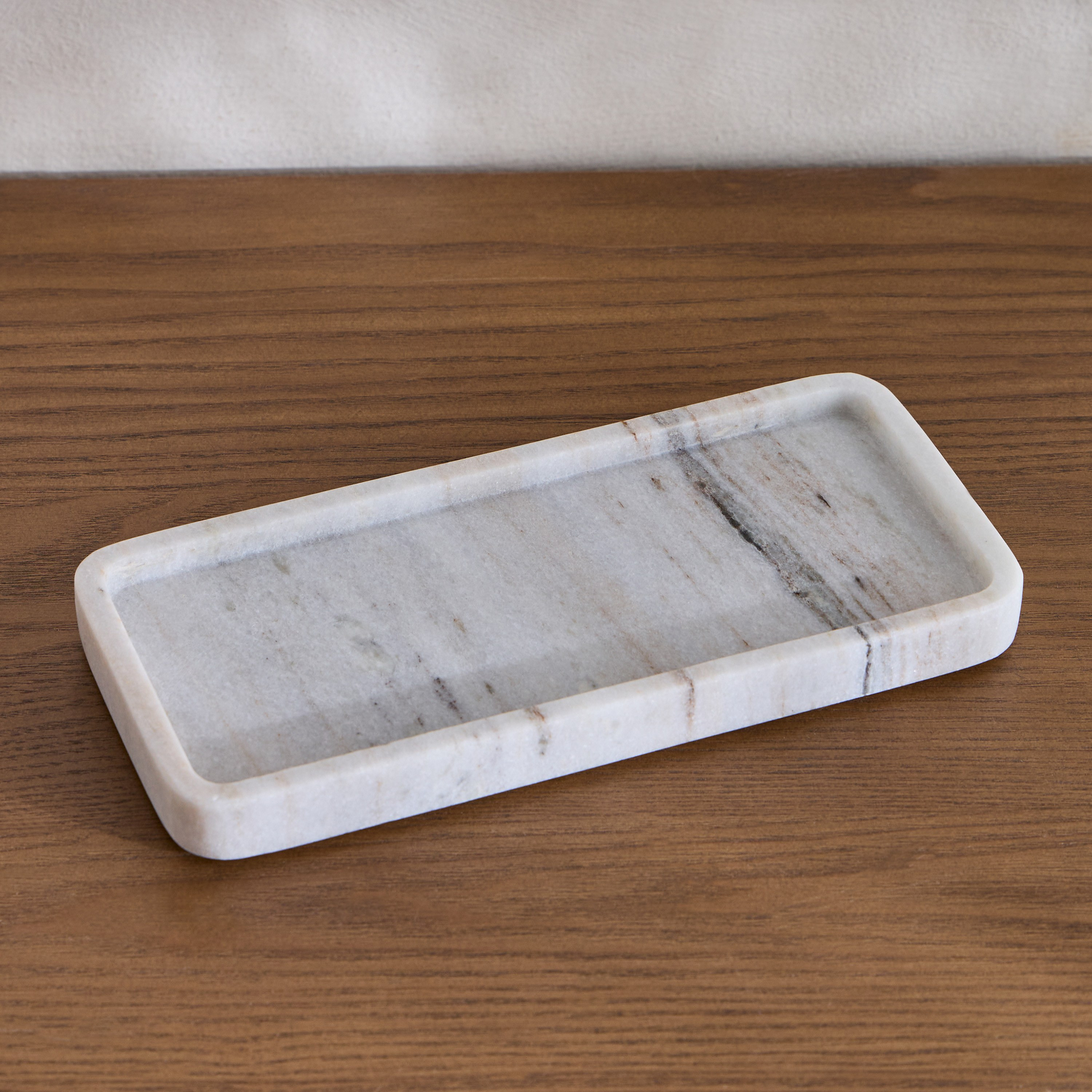 صينية ديكور رخام - نوف باندا - 22 سم-household-decor-boxesandtrays-image-1