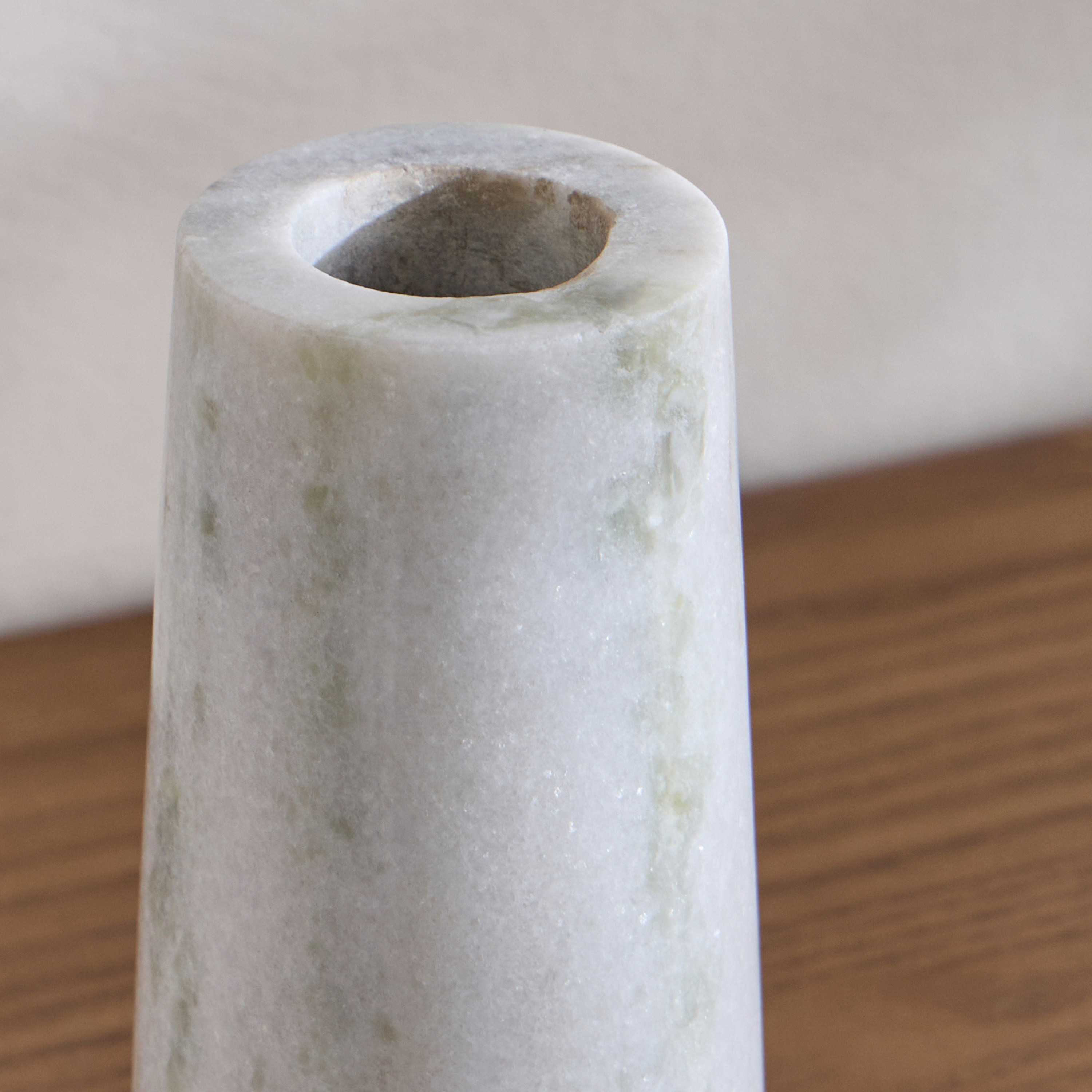 Nouf Panda Marble Vase - 17 cm-household-decor-vasesandbowls-image-2