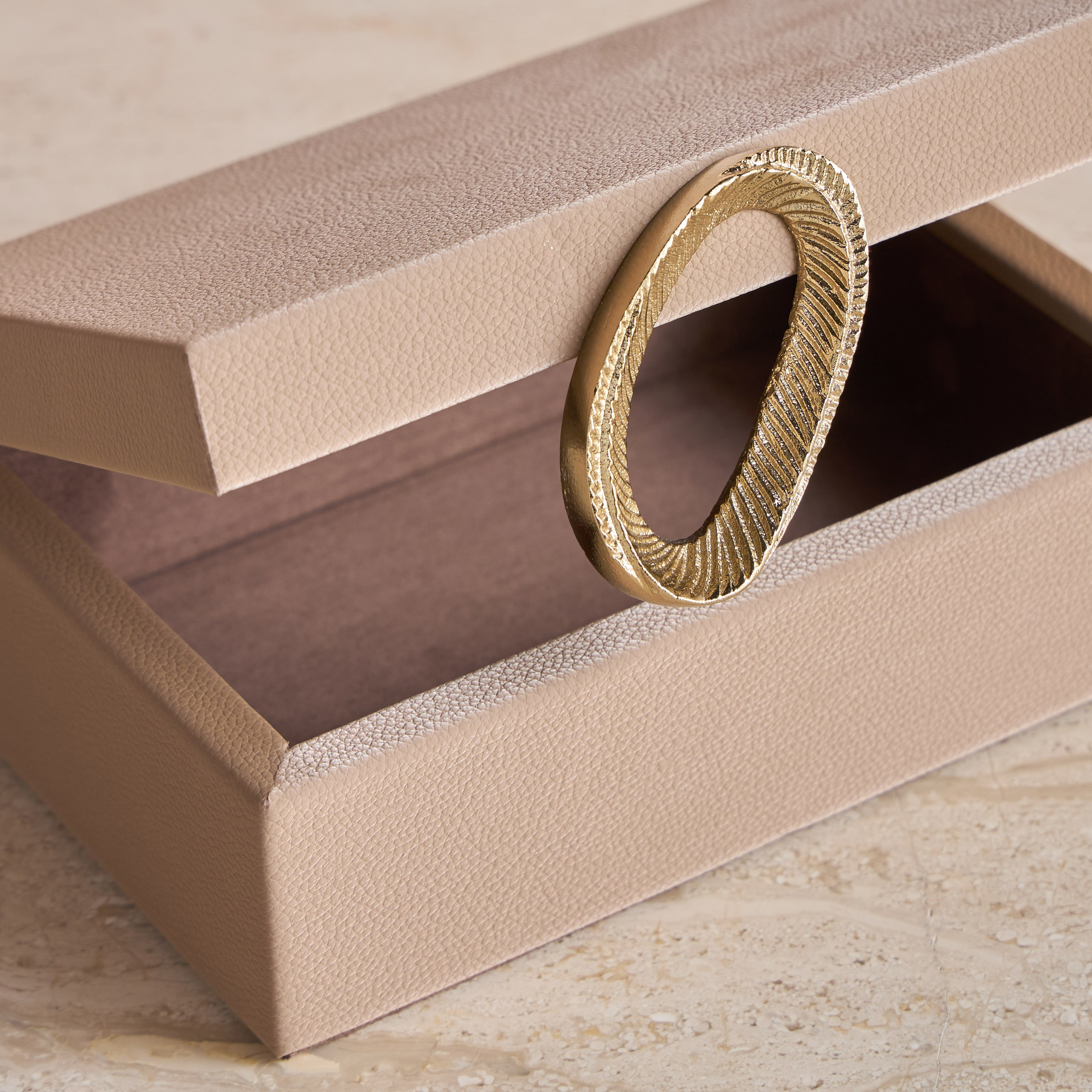صندوق ديكور - لوتس-household-decor-boxesandtrays-image-3