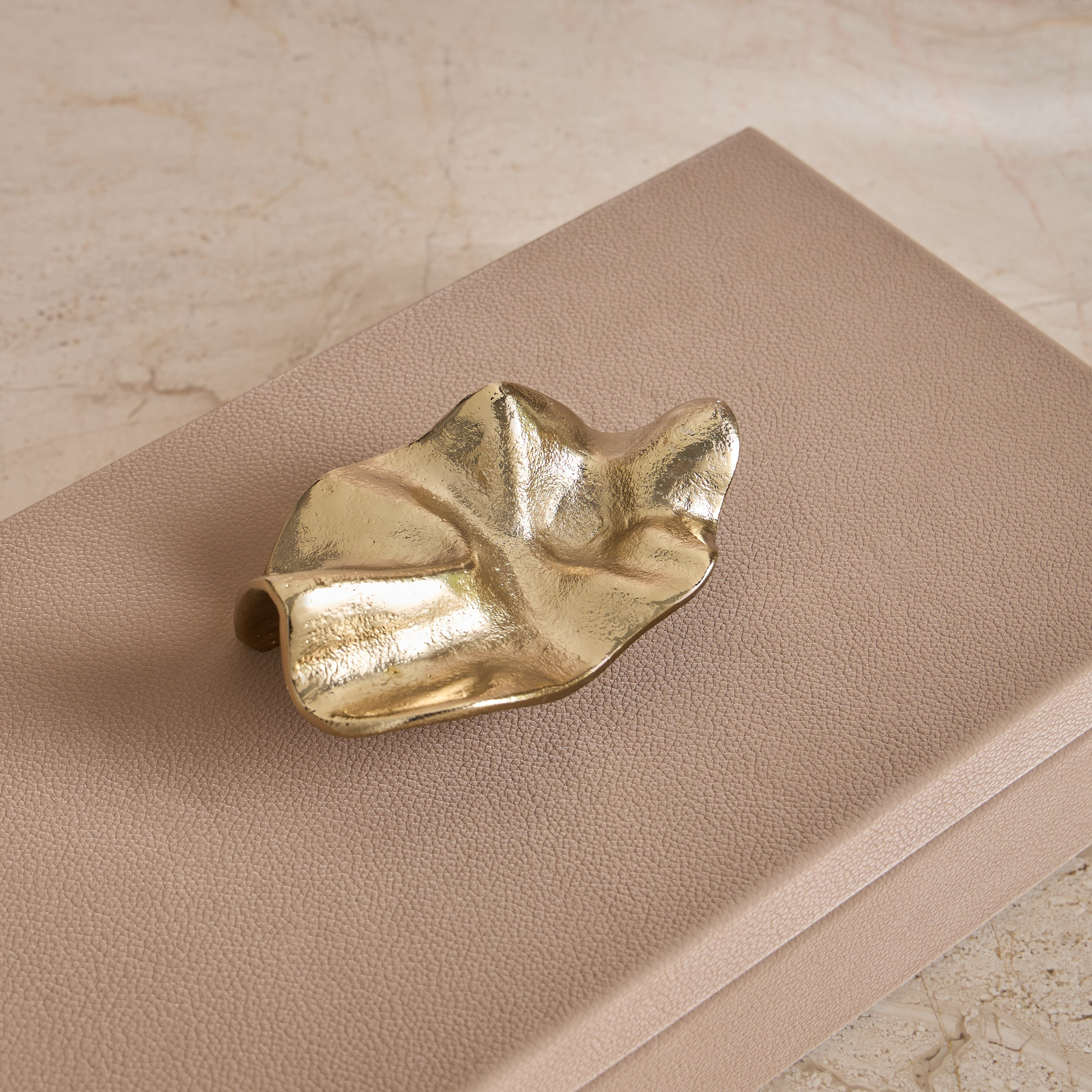 صندوق ديكور - لوتس-household-decor-boxesandtrays-image-3