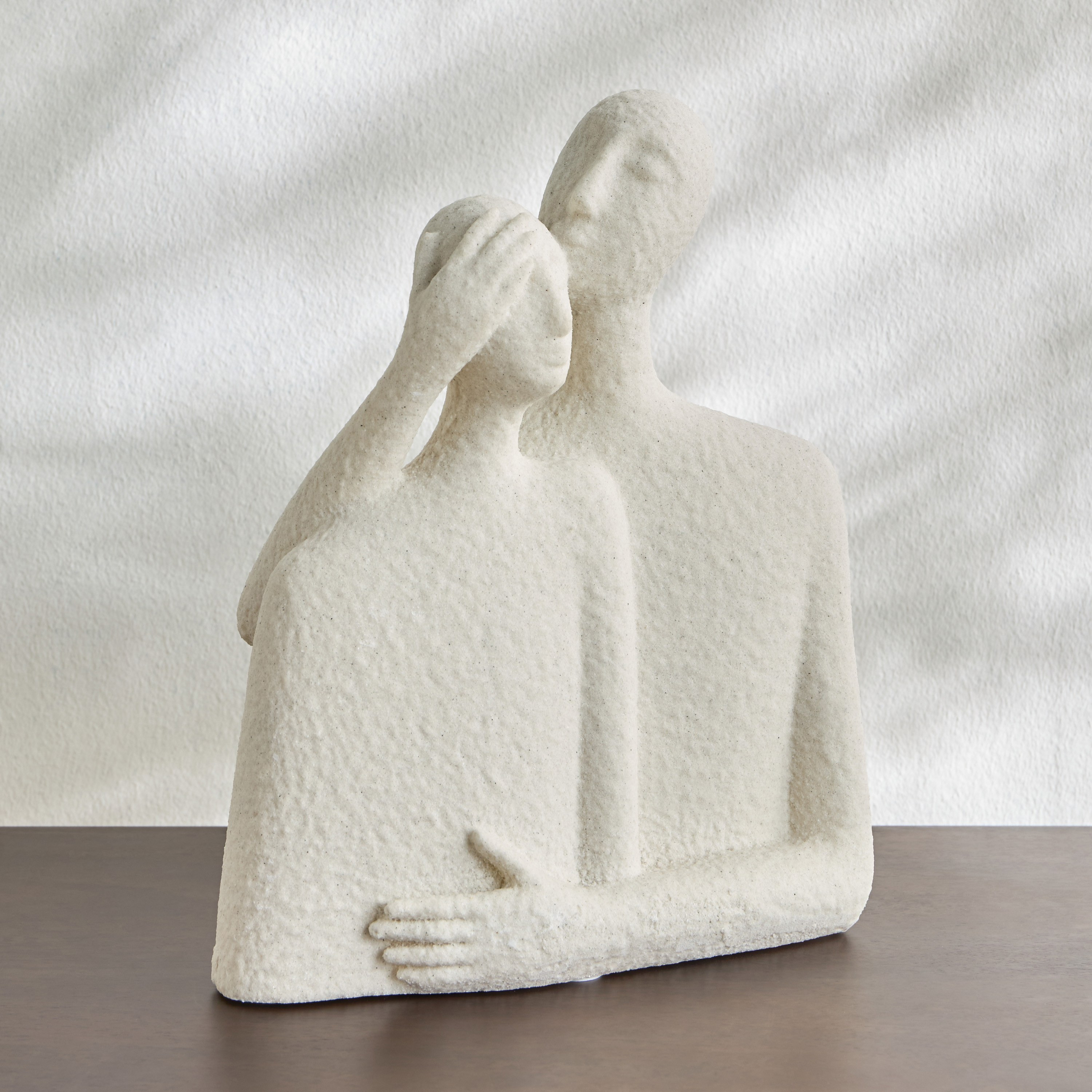 Familia Decorative Figurine