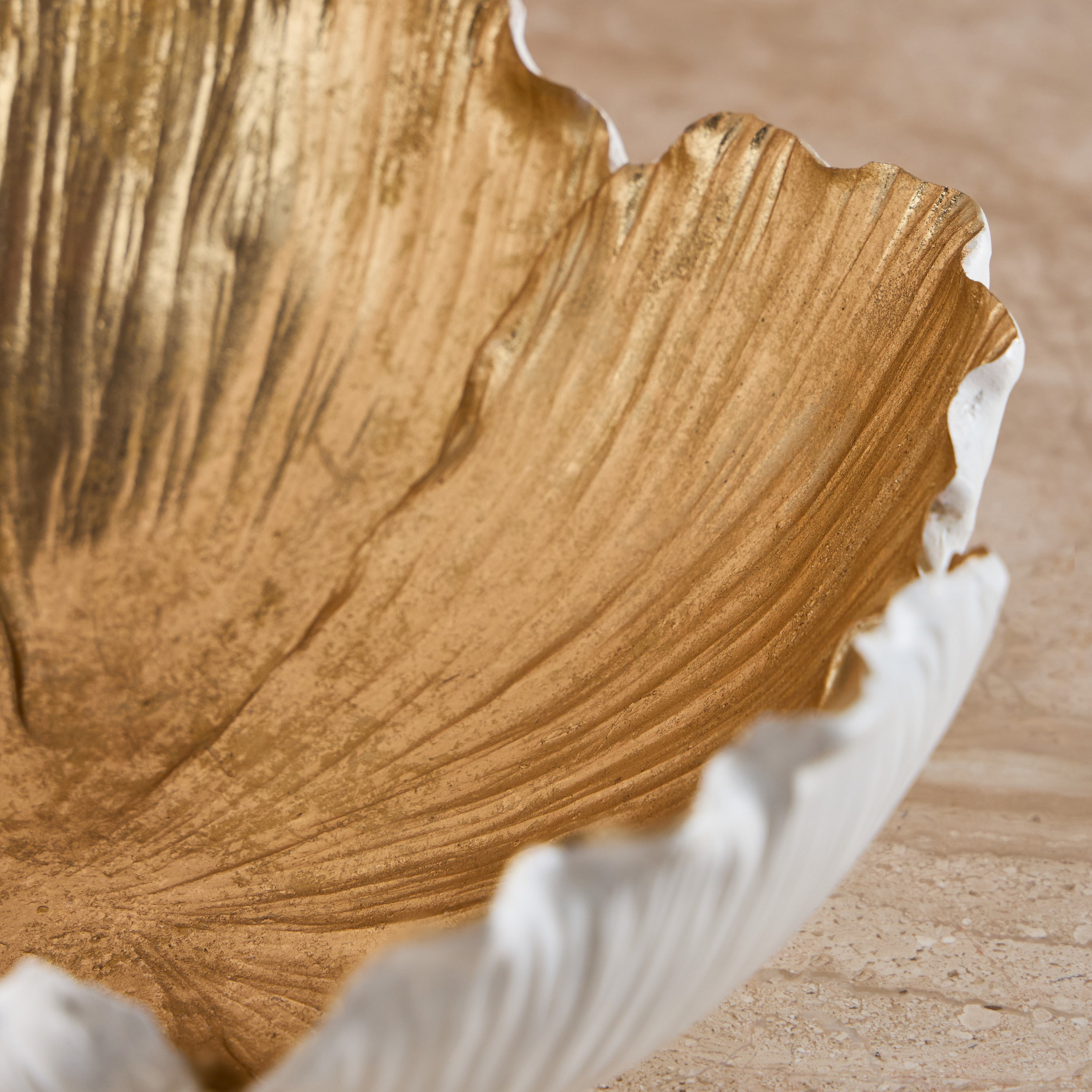 وعاء ديكور راتنج - لوتس - 25x24 سم-household-decor-vasesandbowls-image-2