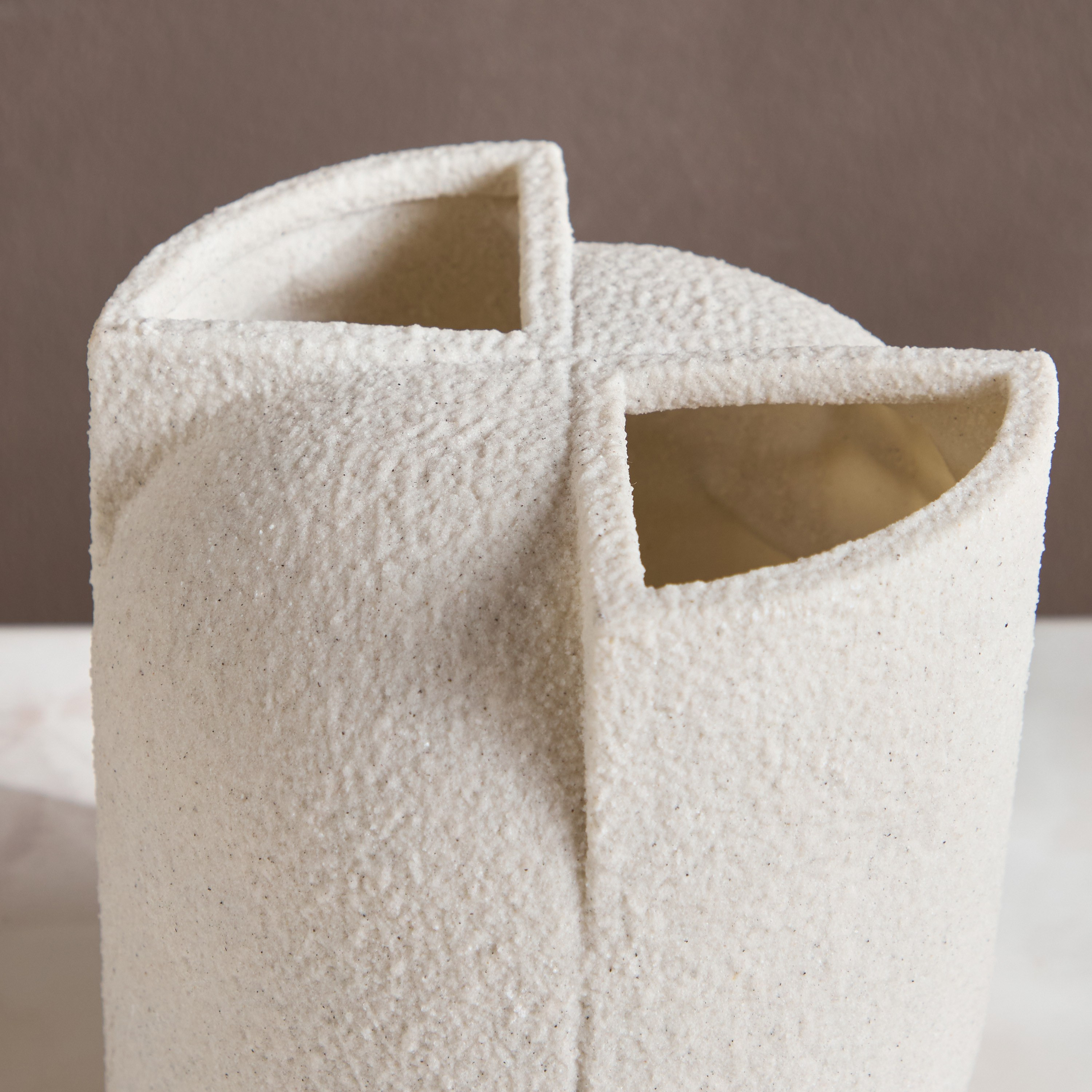 Fanous Resin Vase - 16 cm-household-decor-vasesandbowls-image-2