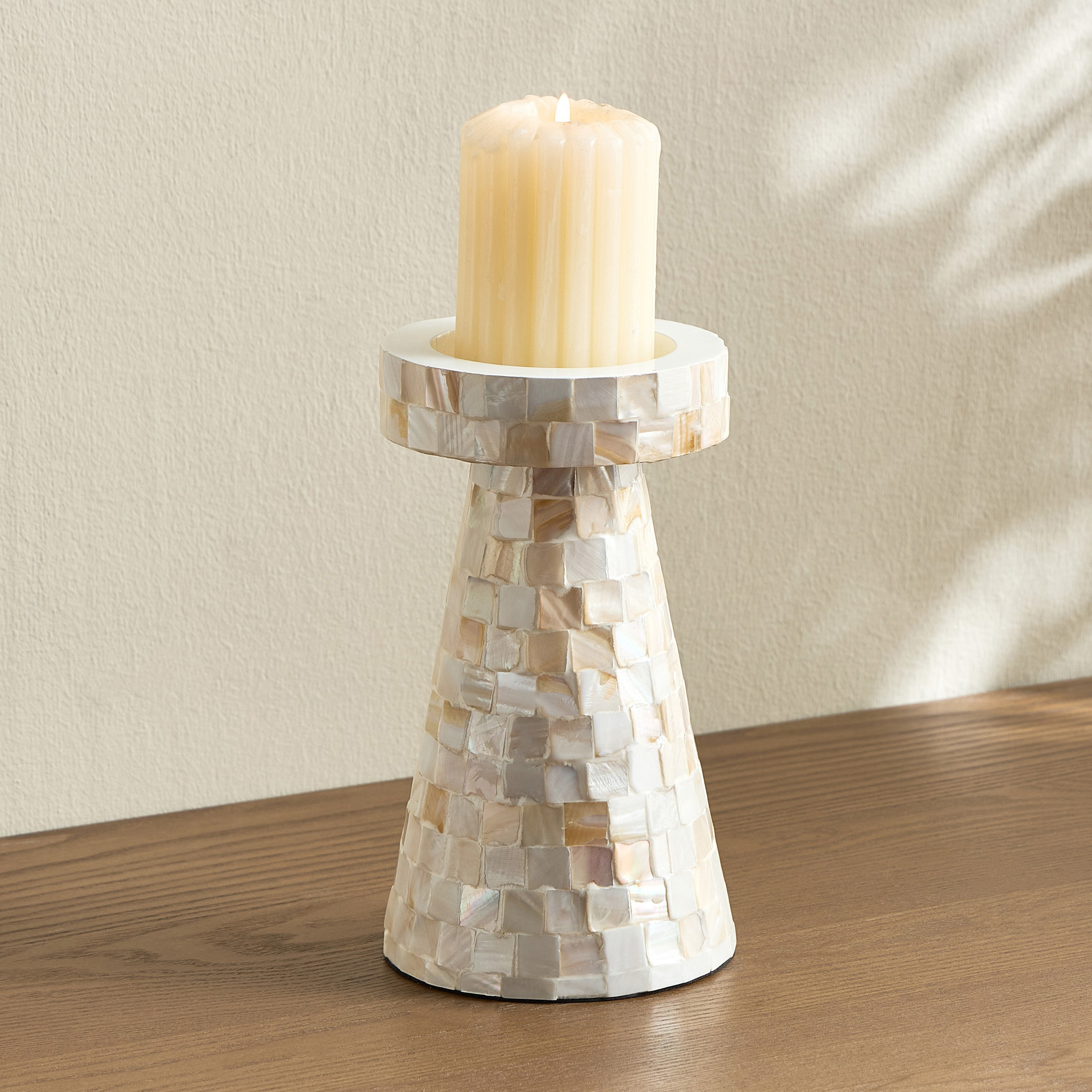 حامل شموع عمودي بتصميم صدف الكابيز أثينا 22 سم - فاطمة-household-decor-candleholdersandlanterns-image-1