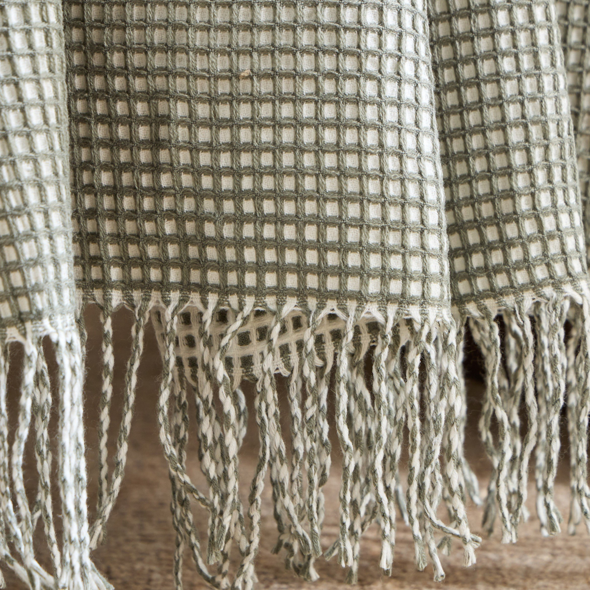 بطانية خفيفة أكريليك - كيا - 130x170 سم-household-bedding-blankets-image-2