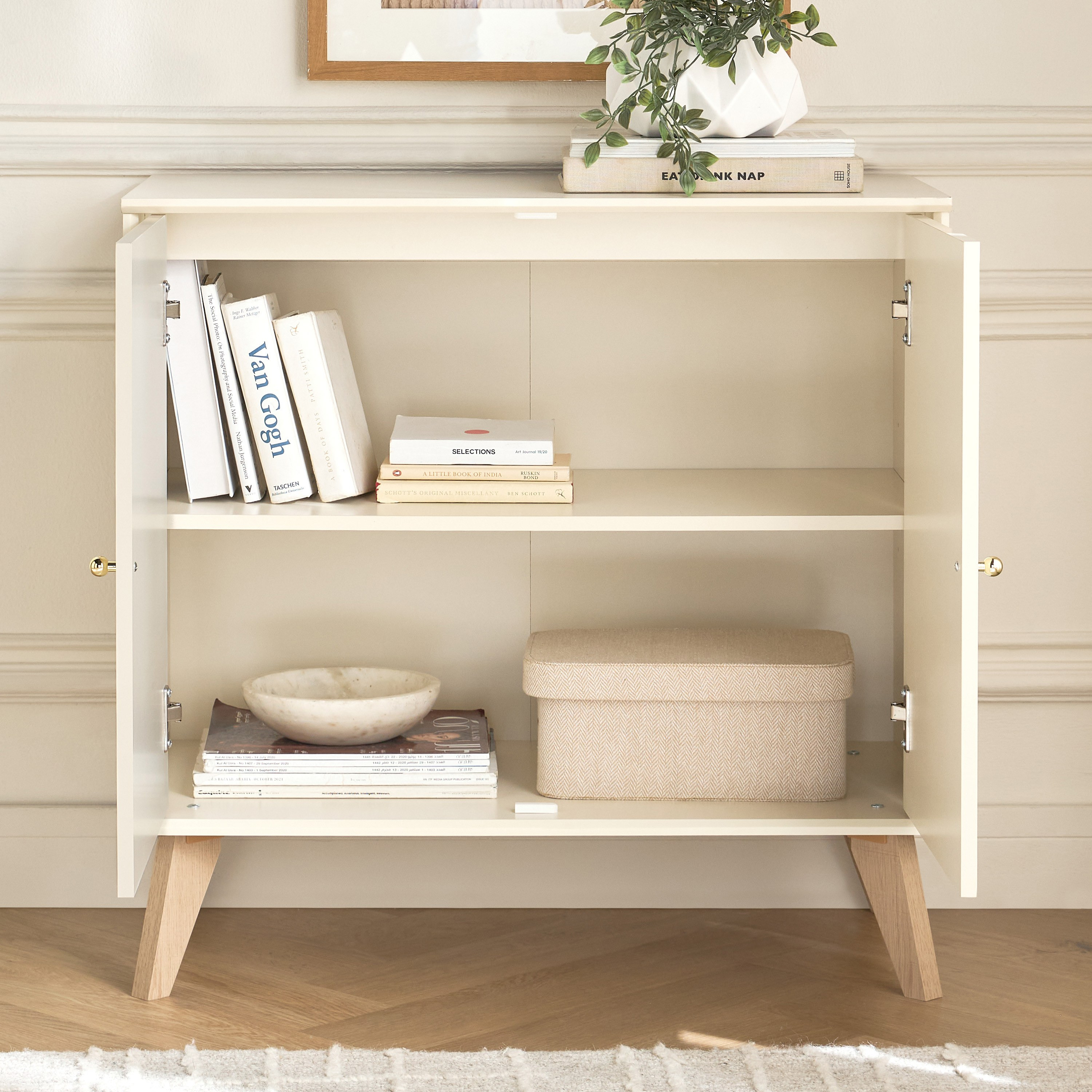 خزانة - سافاي-furniture-livingroom-storageanddisplaycabinets-image-3